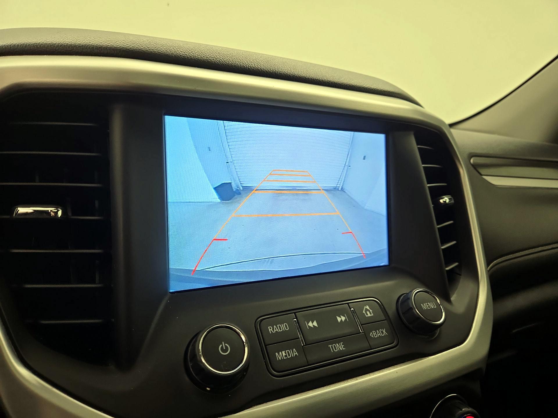 Thumbnail: 2017 GMC Acadia - 14