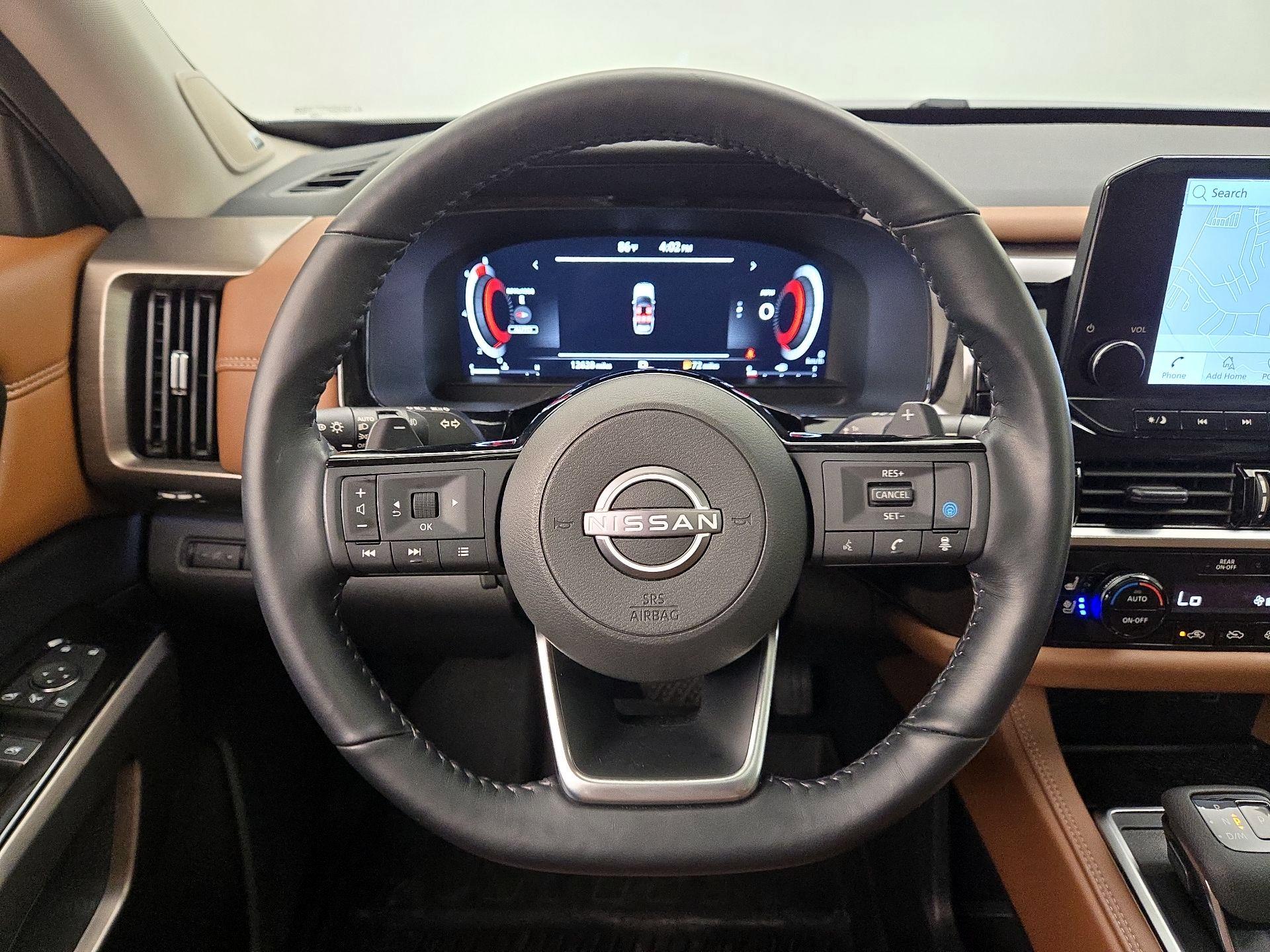 Thumbnail: 2023 Nissan Pathfinder - 10