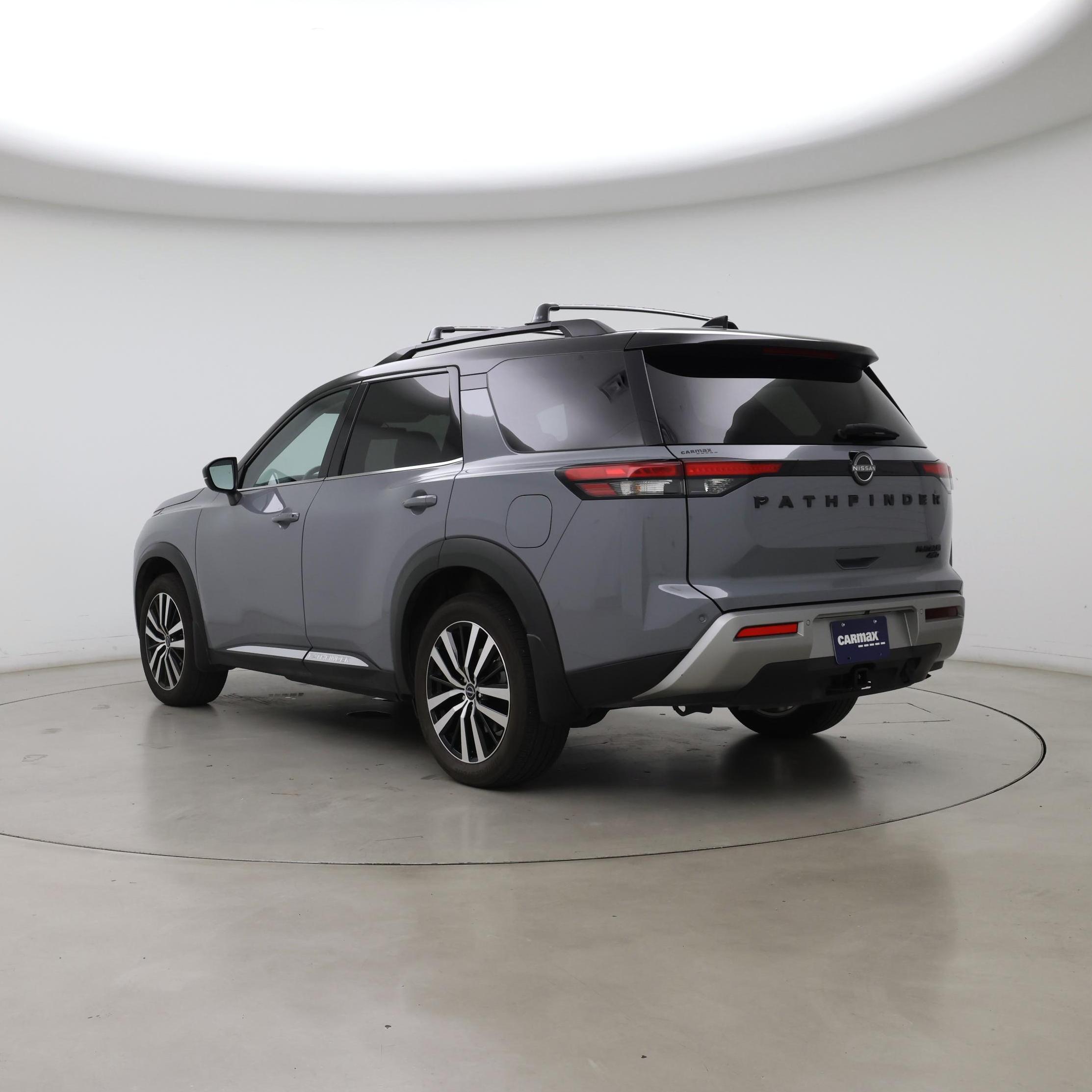 Thumbnail: 2023 Nissan Pathfinder - 2
