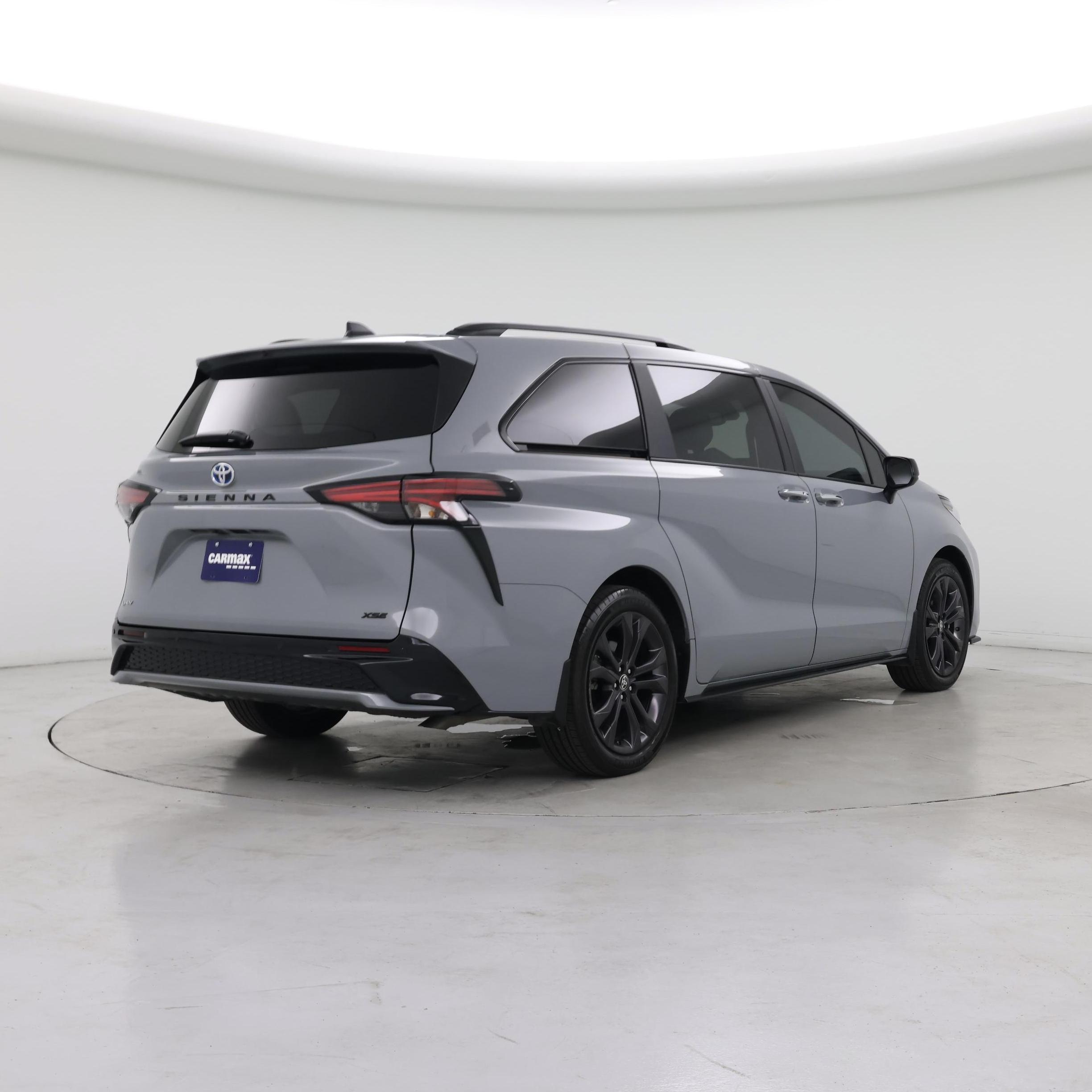 Thumbnail: 2025 Toyota Sienna - 8