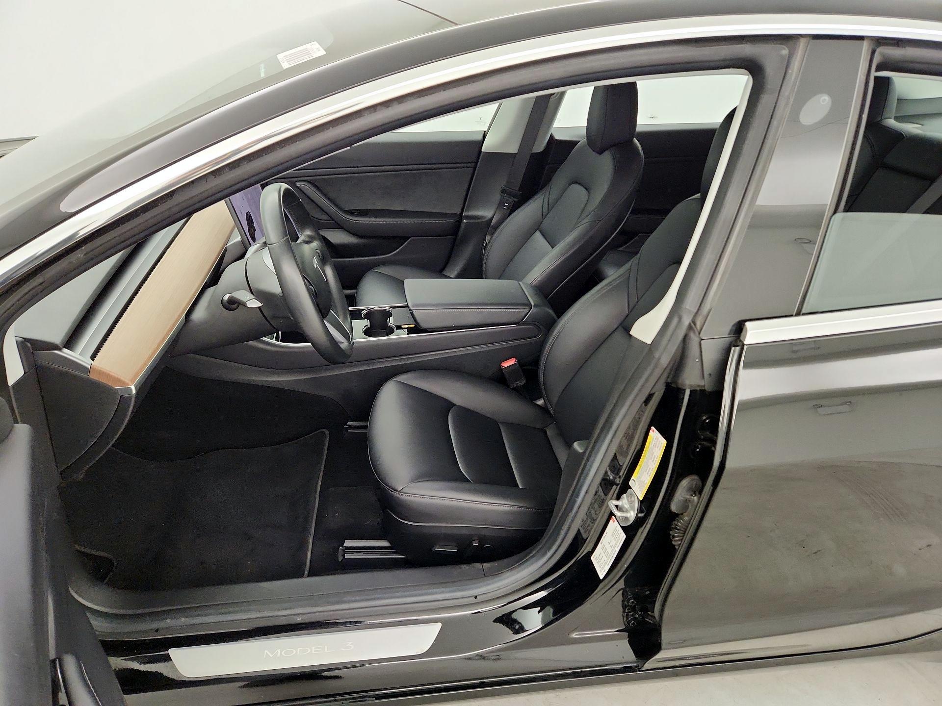 Thumbnail: 2018 Tesla Model 3 - 11