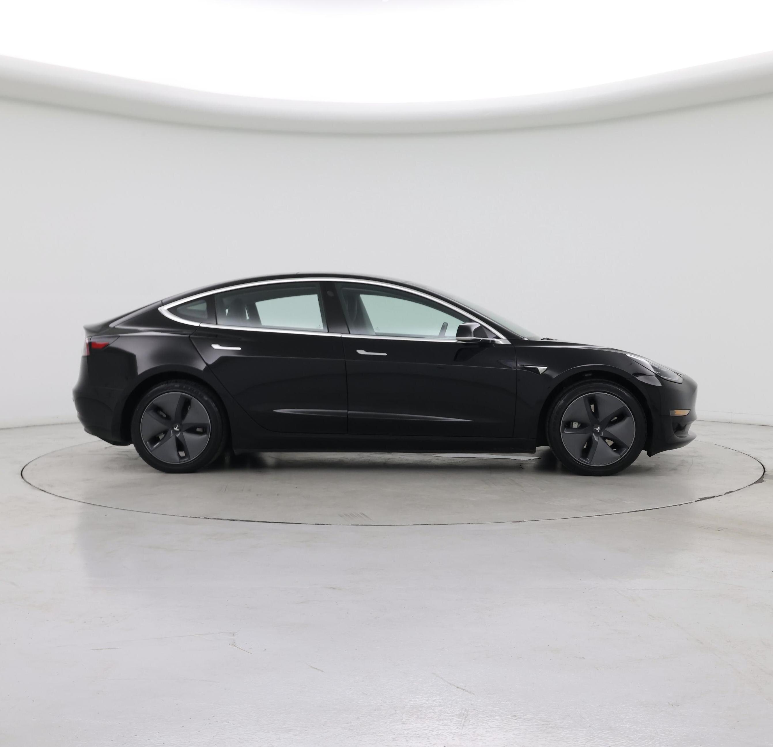 Thumbnail: 2018 Tesla Model 3 - 7