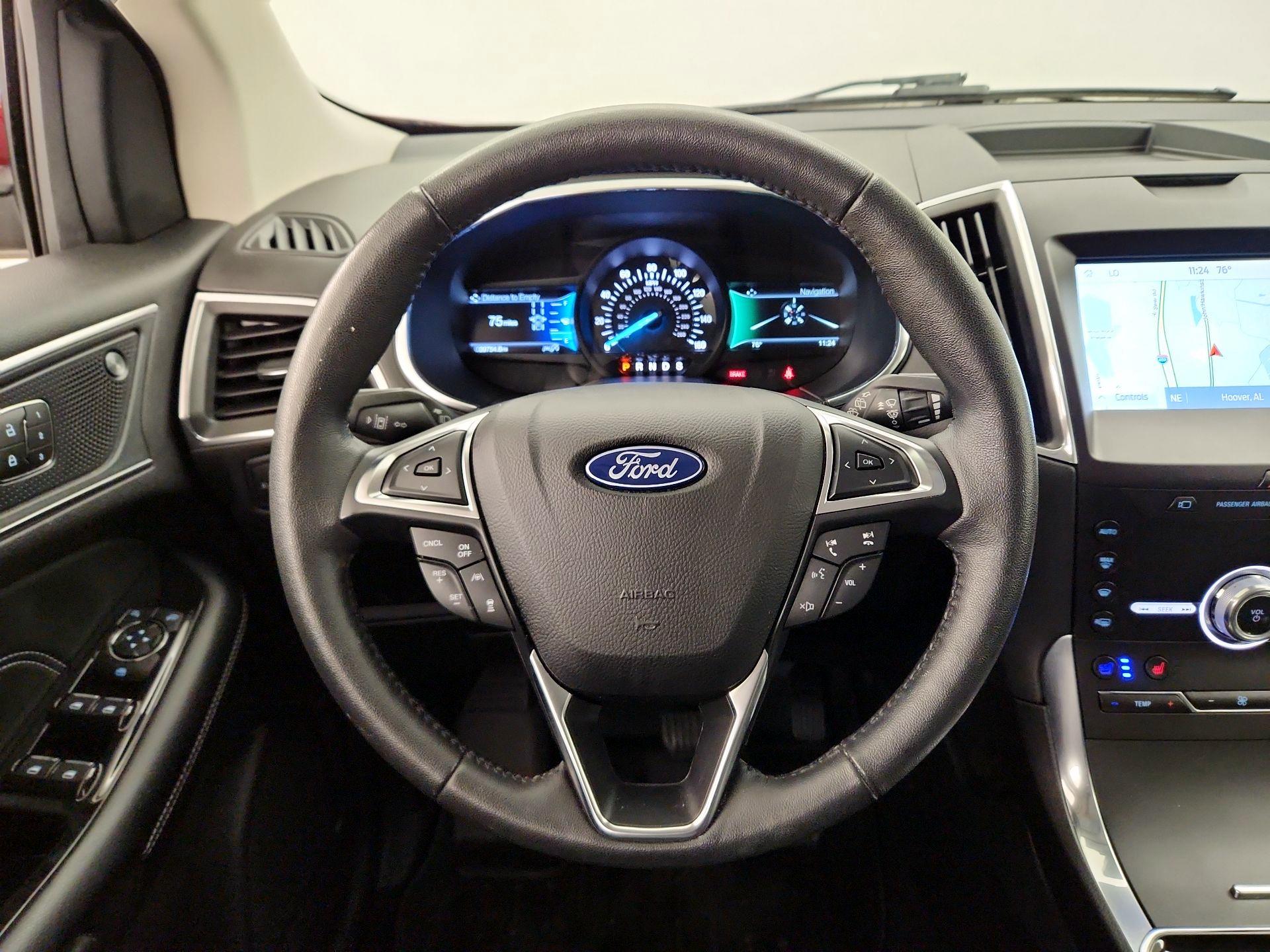 Thumbnail: 2020 Ford Edge - 10