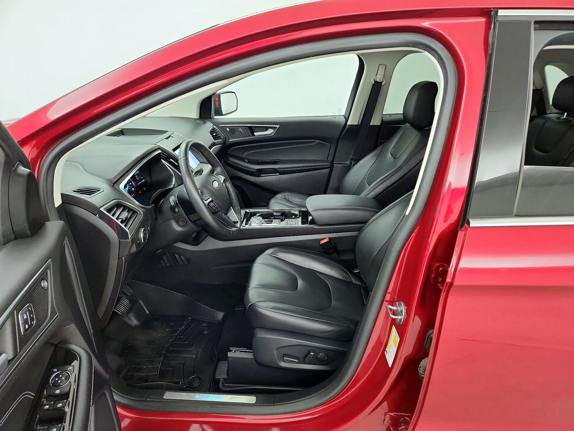Thumbnail: 2020 Ford Edge - 11