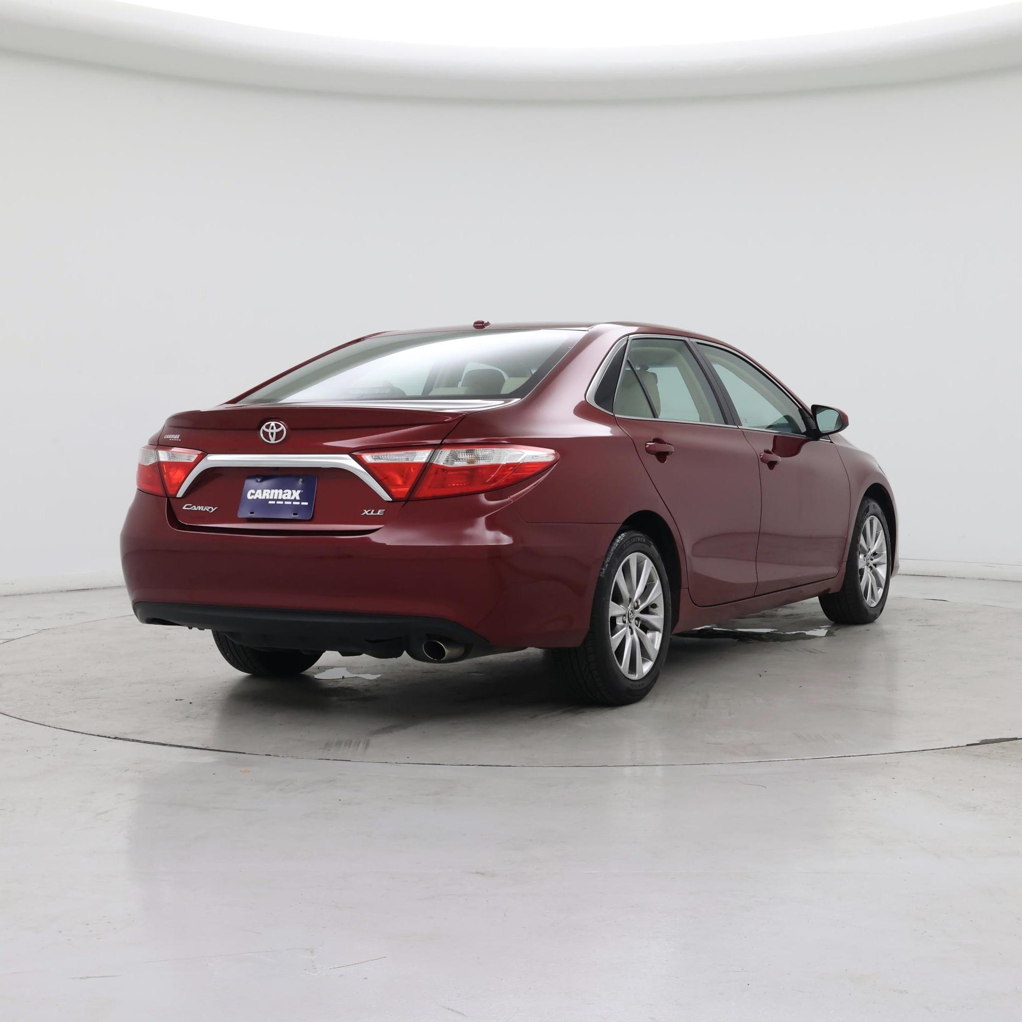 Thumbnail: 2015 Toyota Camry - 8