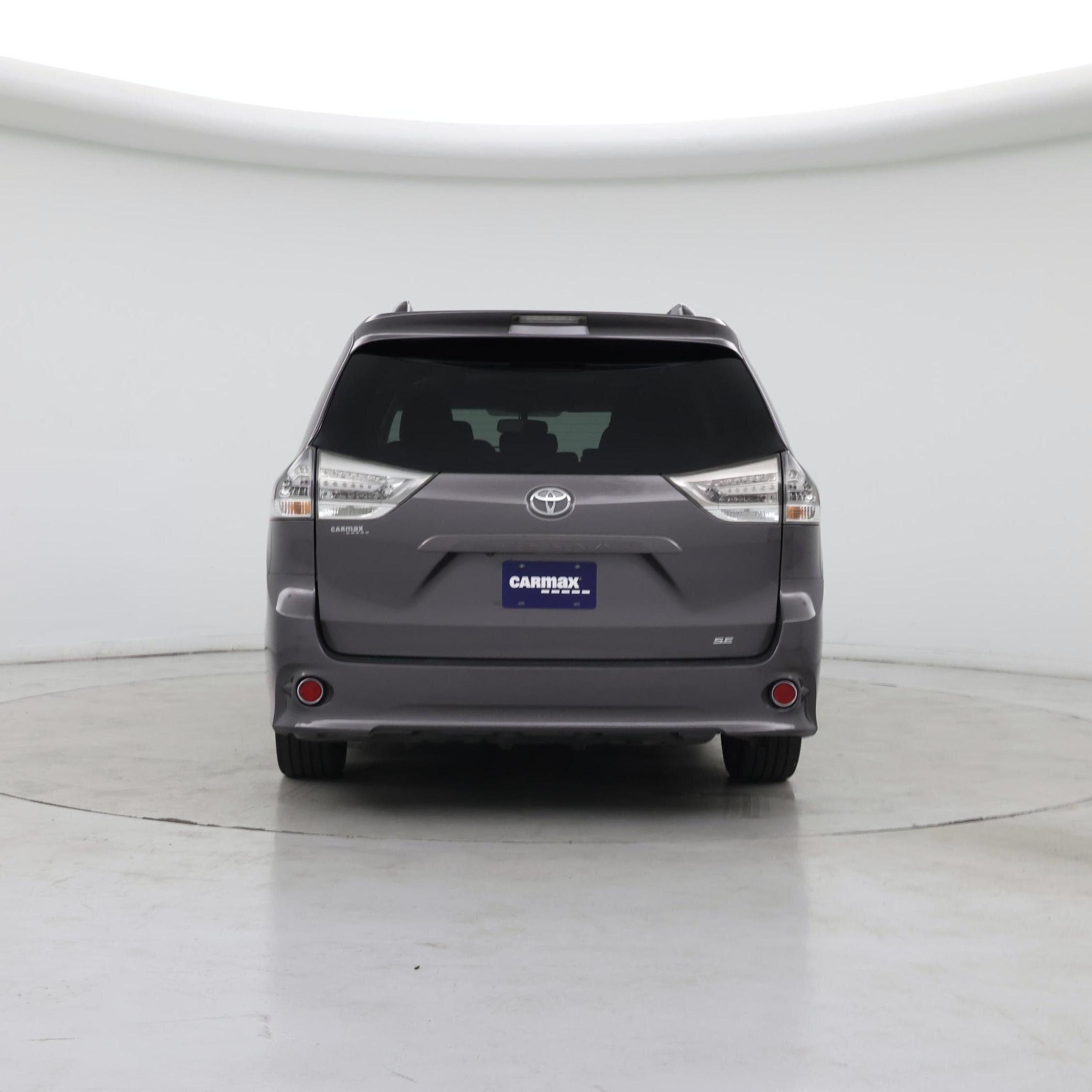 Thumbnail: 2015 Toyota Sienna - 6