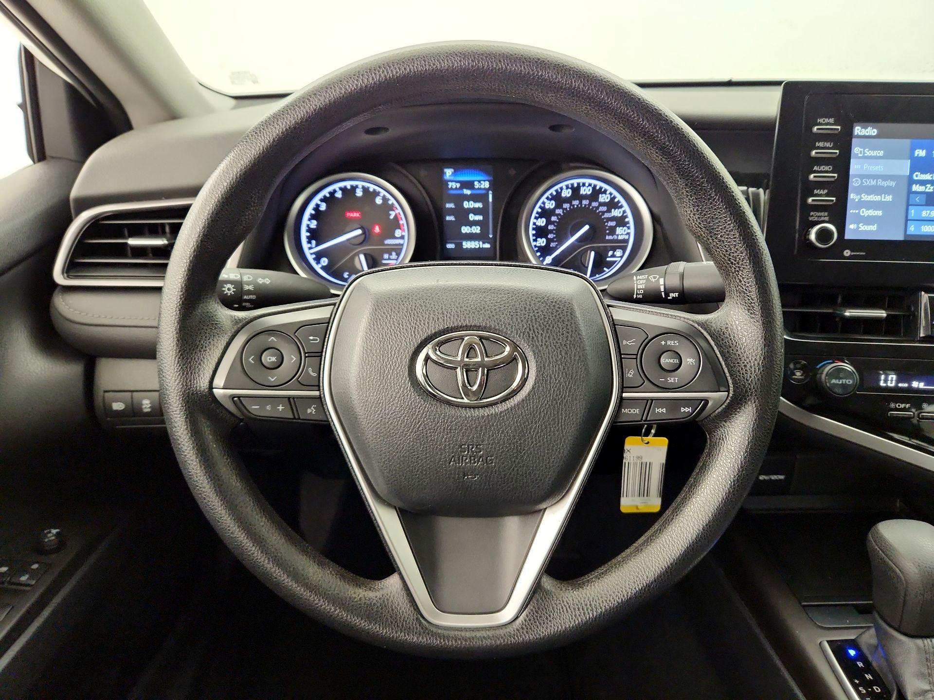 Thumbnail: 2022 Toyota Camry - 10