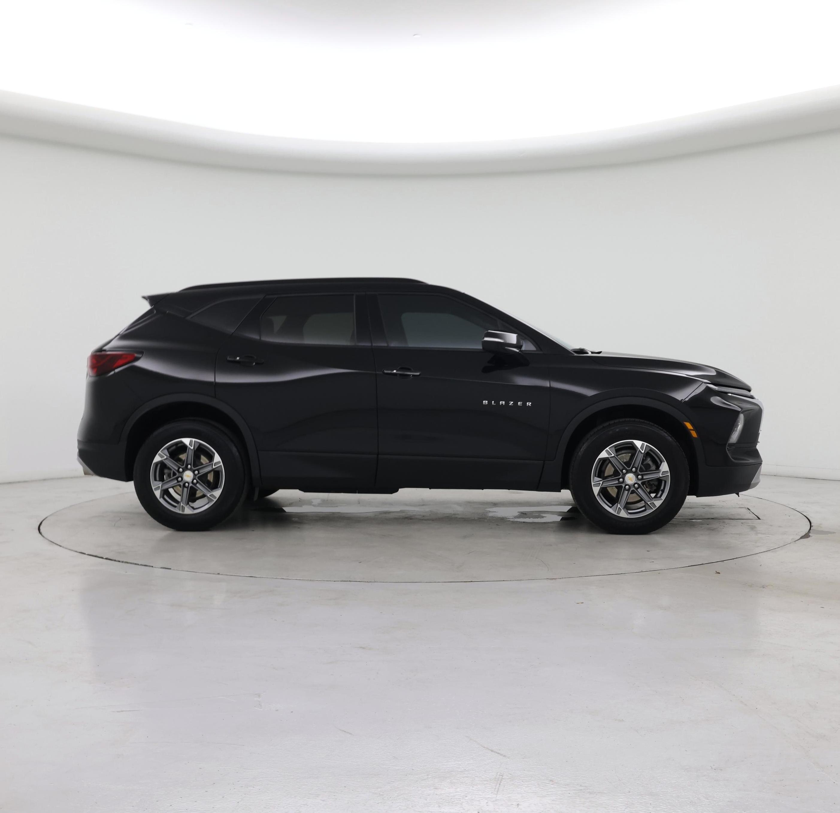 Thumbnail: 2023 Chevrolet Blazer - 7