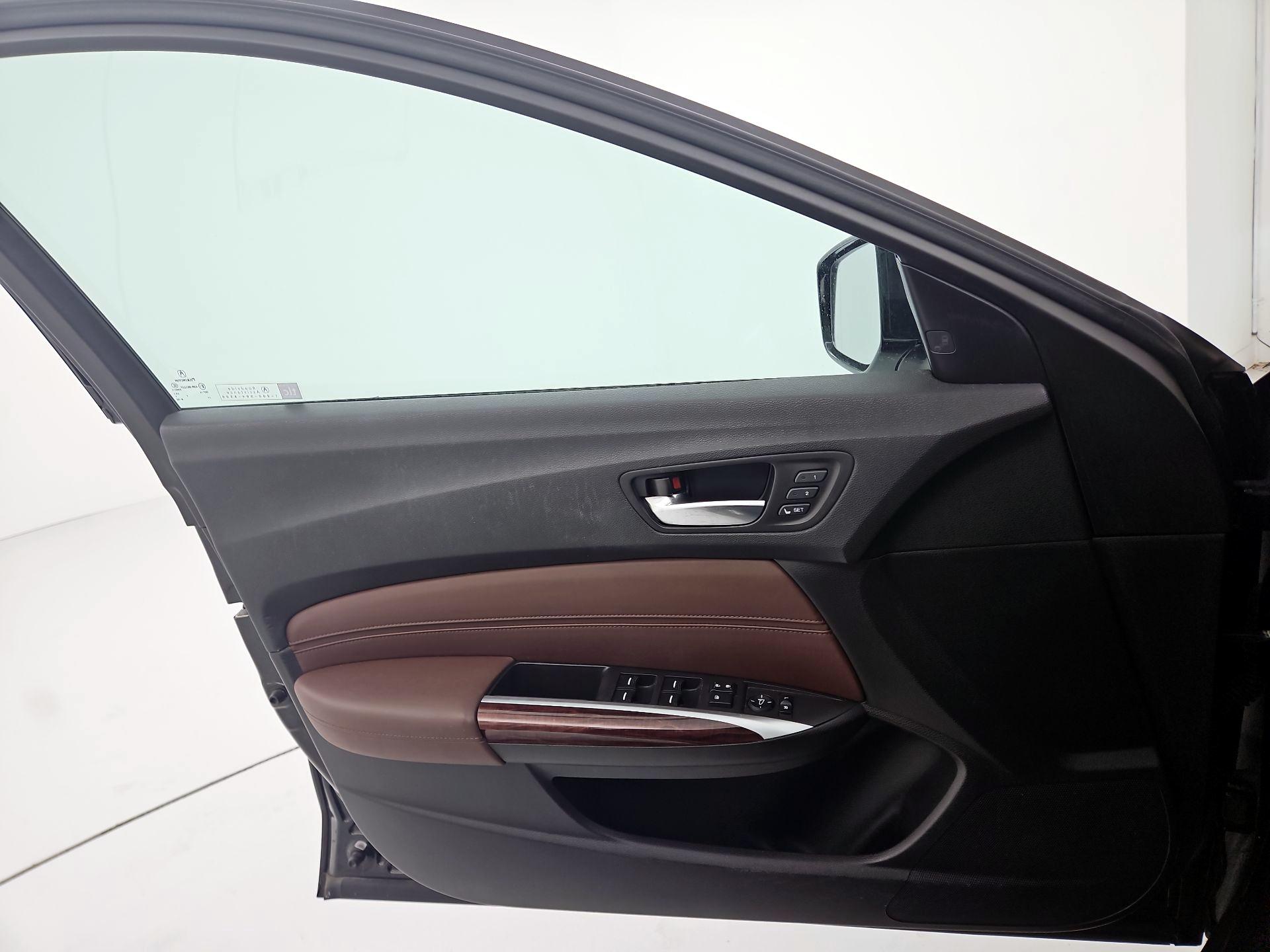 Thumbnail: 2016 Acura TLX - 12