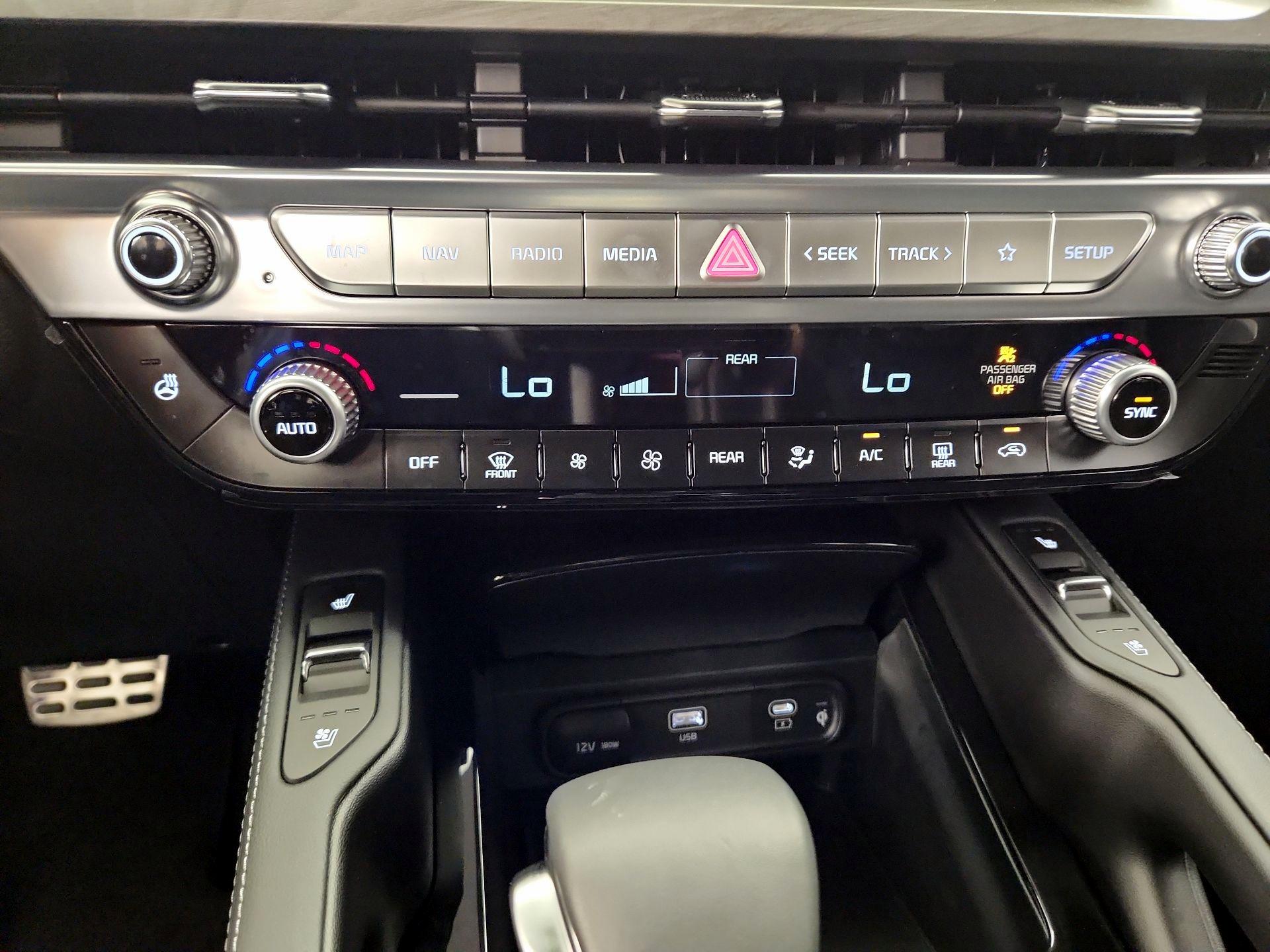 Thumbnail: 2025 Kia Telluride - 17