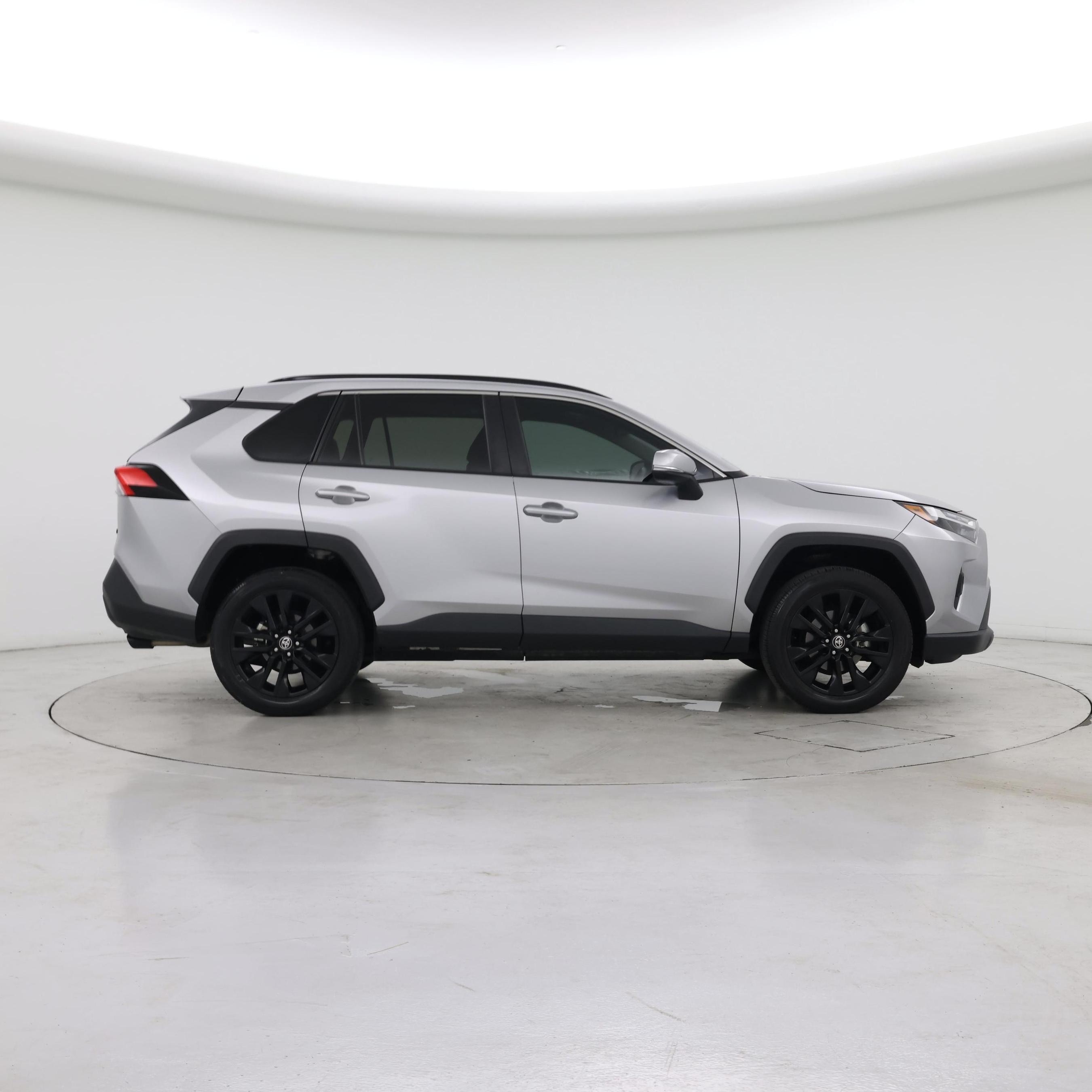 Thumbnail: 2023 Toyota RAV4 - 7