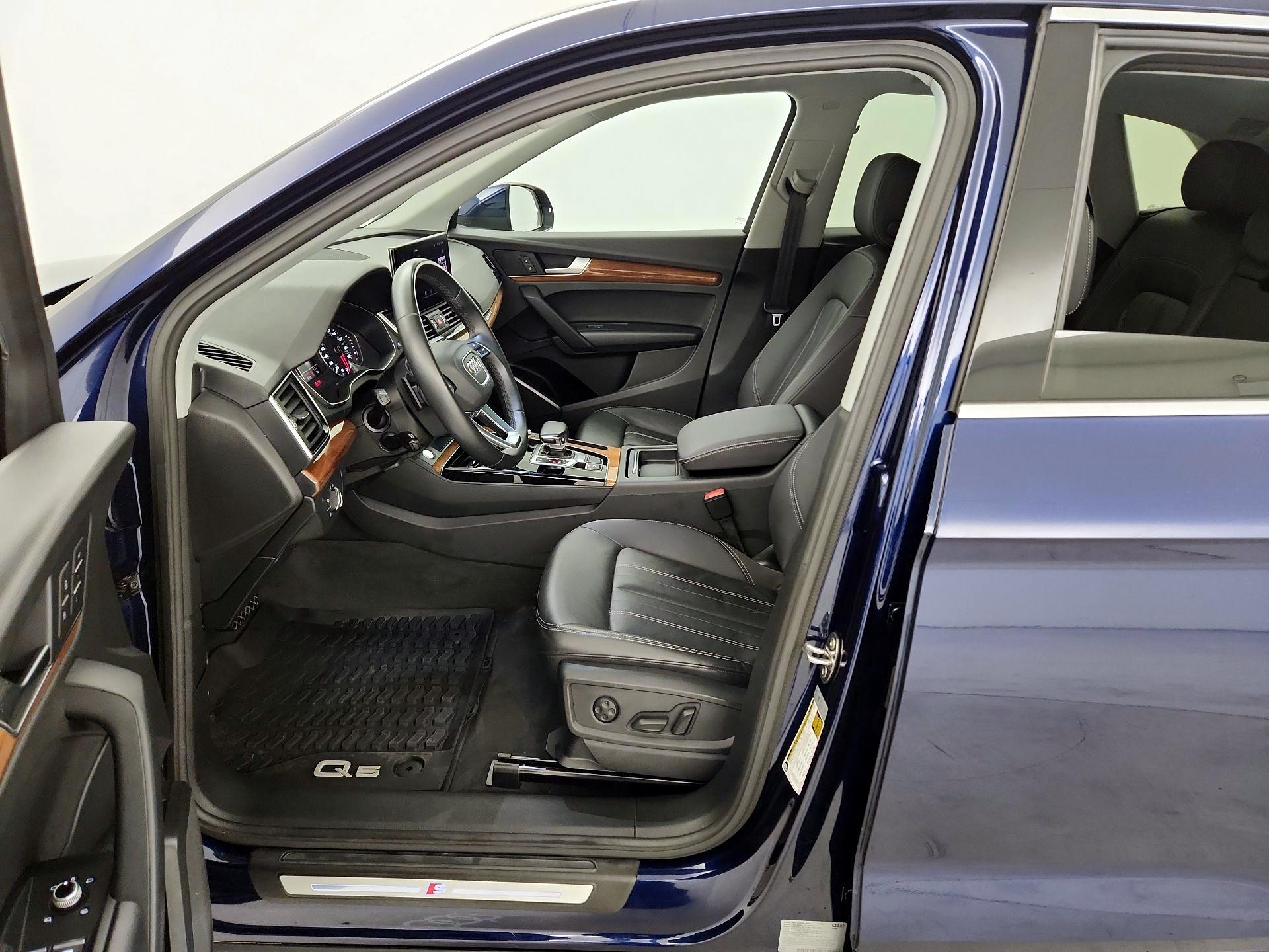 Thumbnail: 2022 Audi Q5 - 11