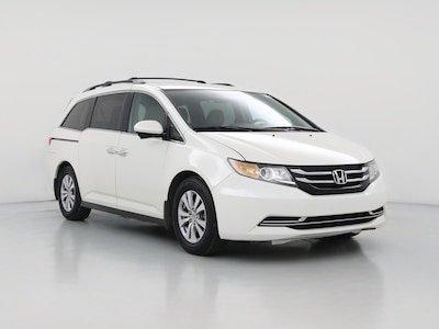 White 2017 Honda Odyssey SE