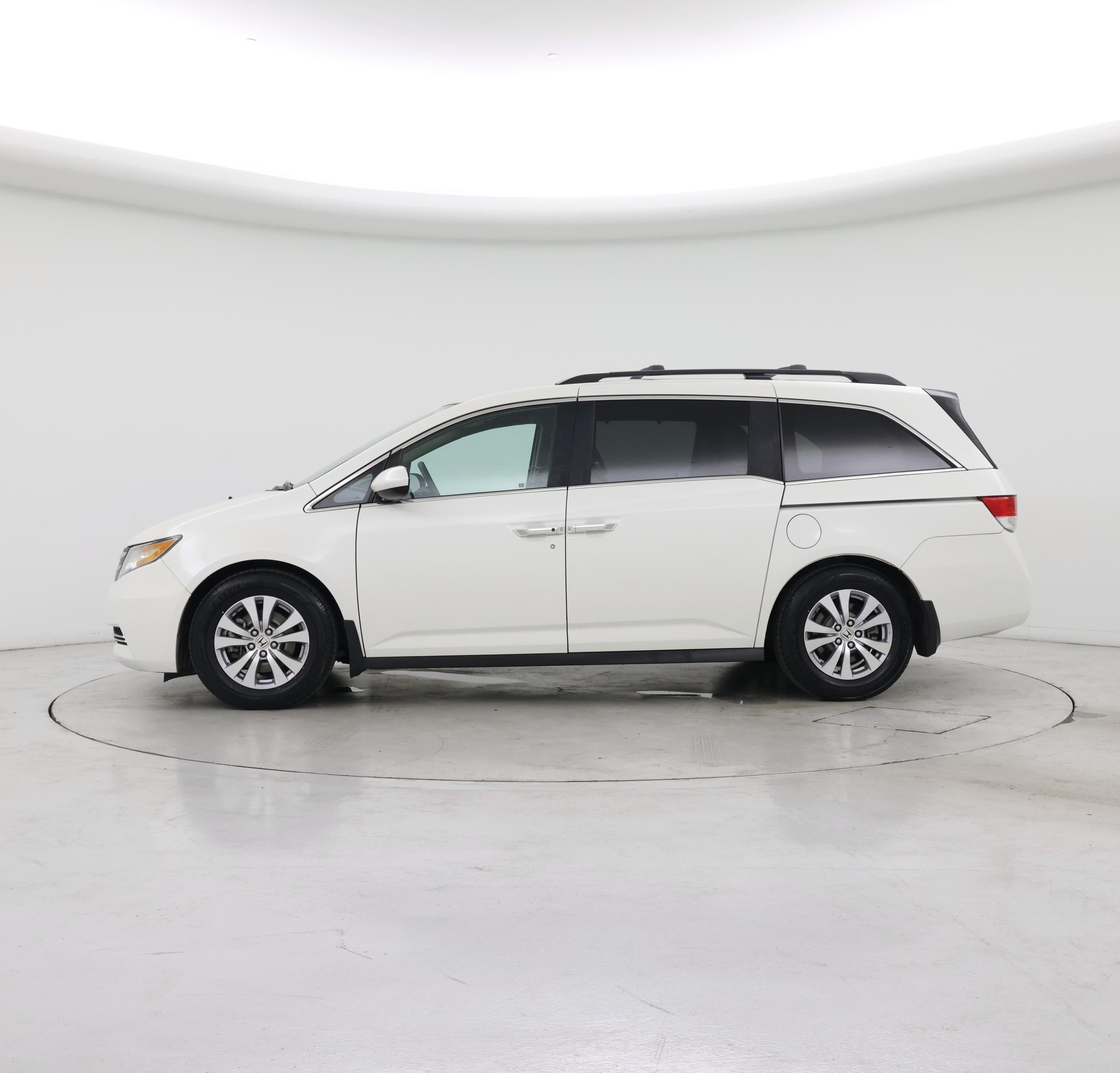 Thumbnail: 2017 Honda Odyssey - 3