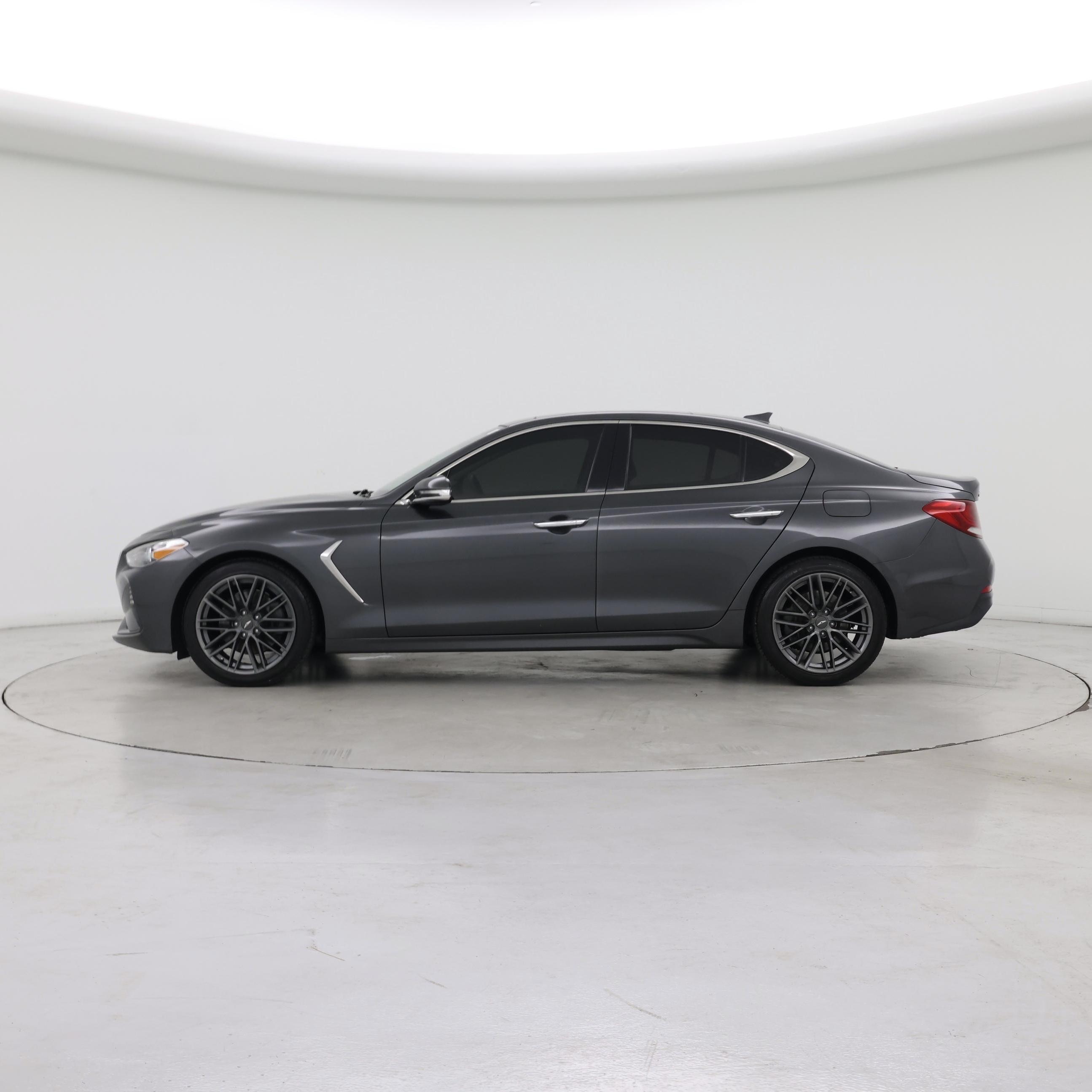 Thumbnail: 2019 Genesis G70 - 3