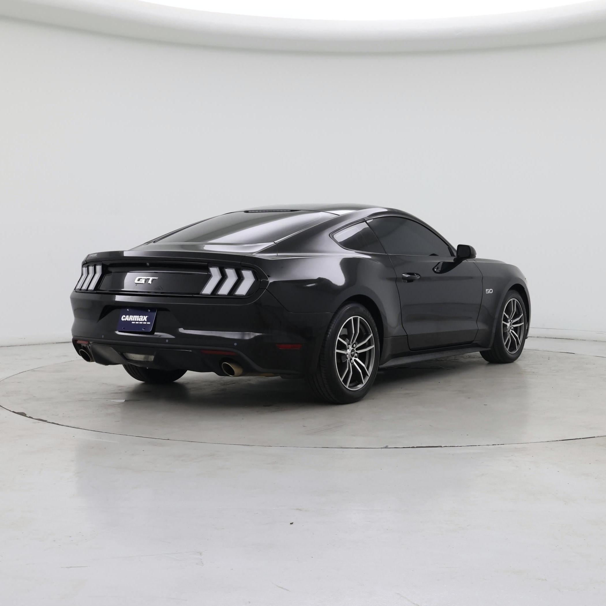 Thumbnail: 2017 Ford Mustang - 8