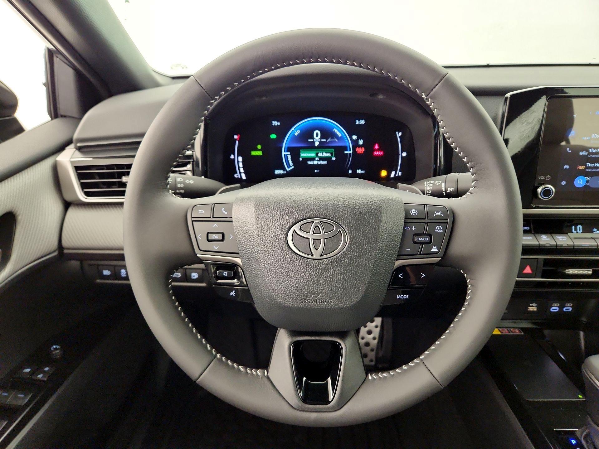 Thumbnail: 2025 Toyota Camry - 10