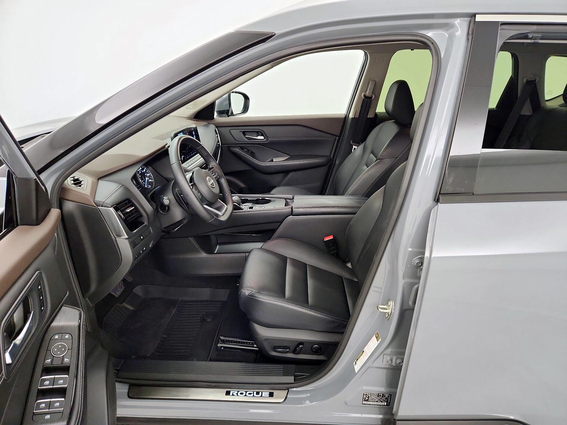Thumbnail: 2023 Nissan Rogue - 11