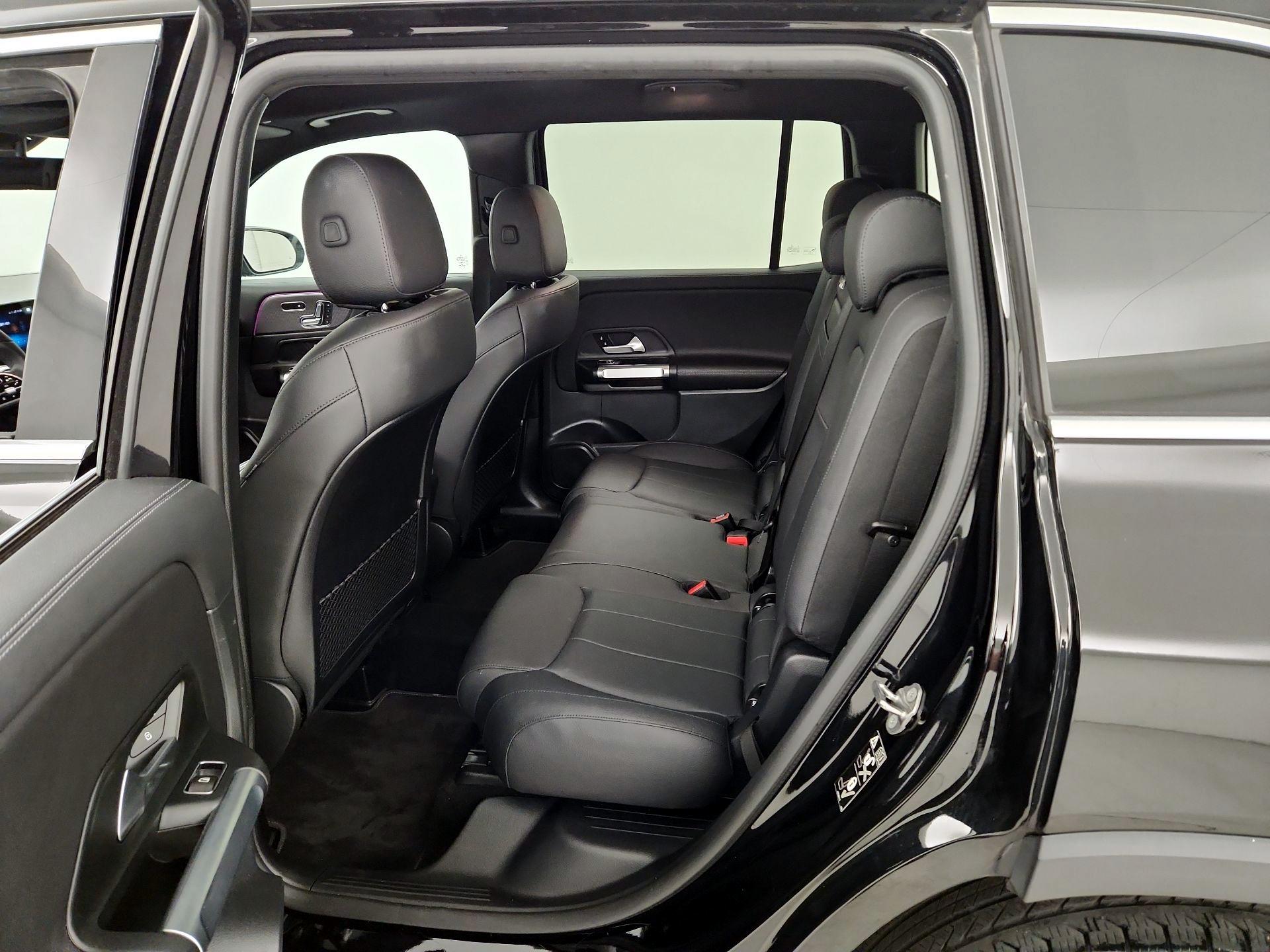 Thumbnail: 2022 Mercedes-Benz GLB - 20