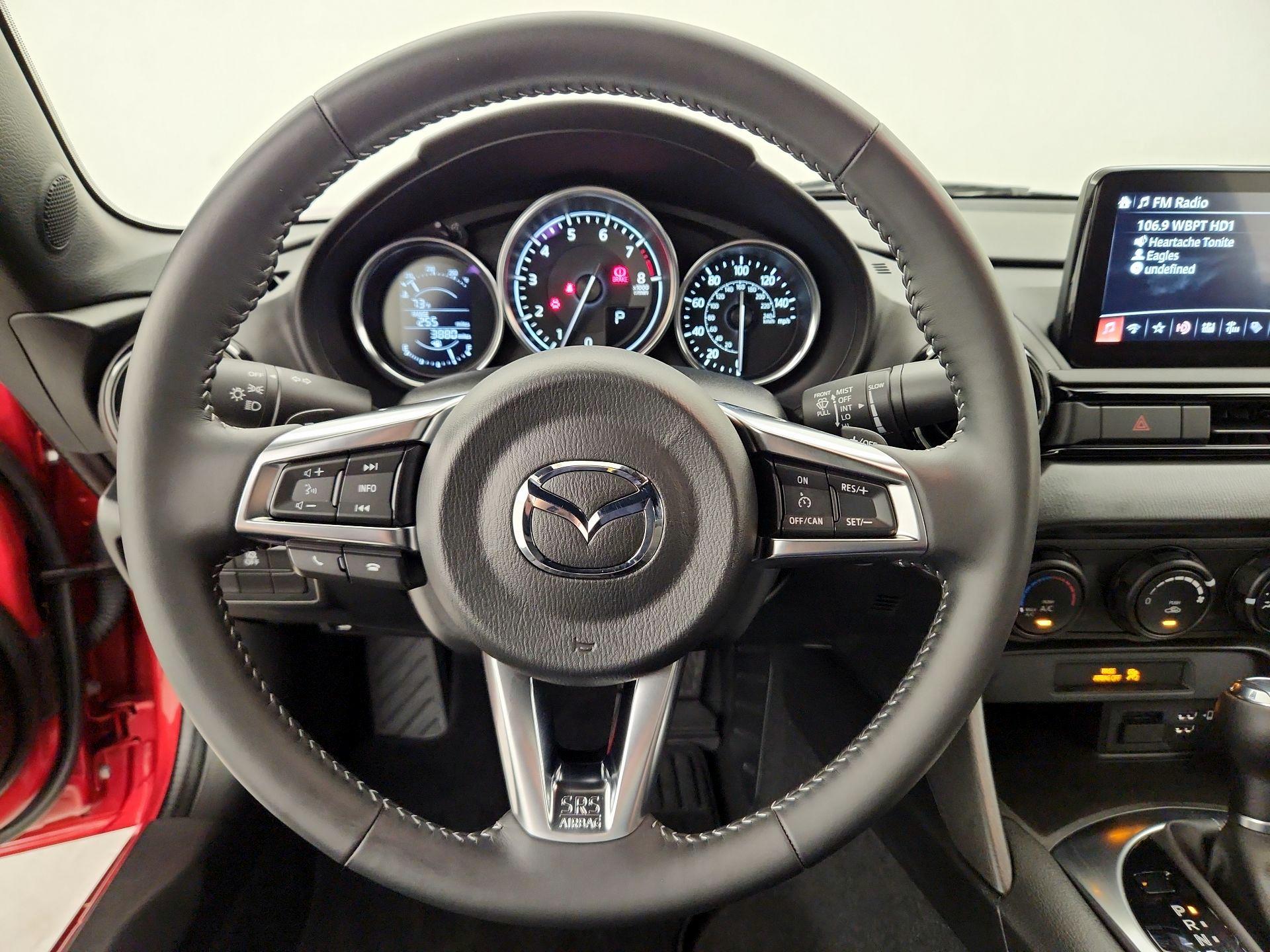 Thumbnail: 2021 Mazda MX-5 Miata - 10