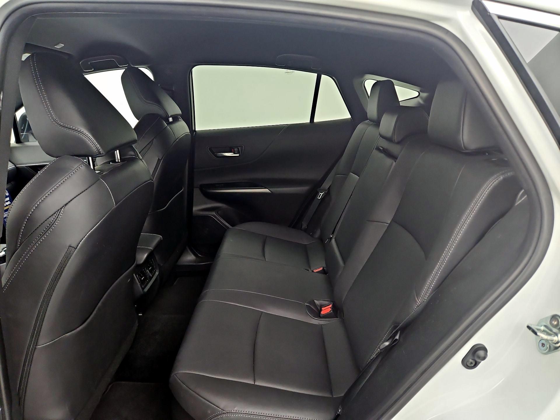 Thumbnail: 2023 Toyota Venza - 19