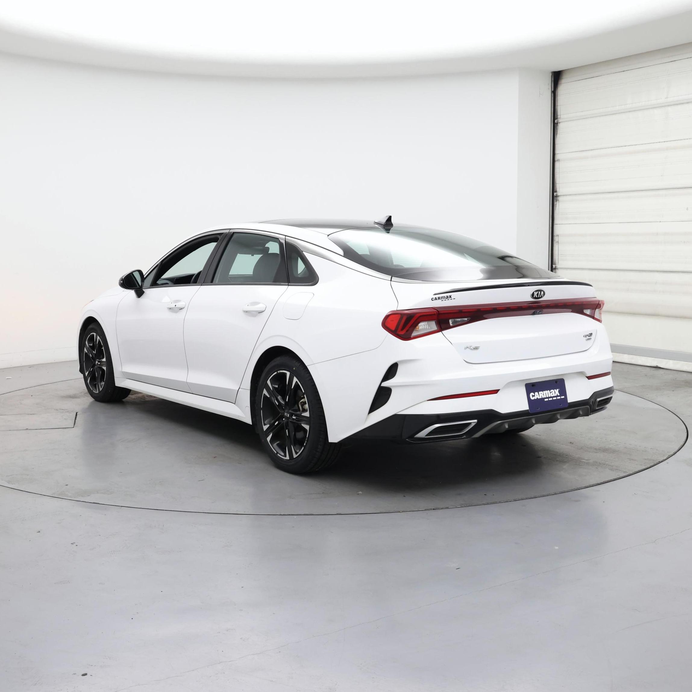 Thumbnail: 2021 Kia K5 - 2