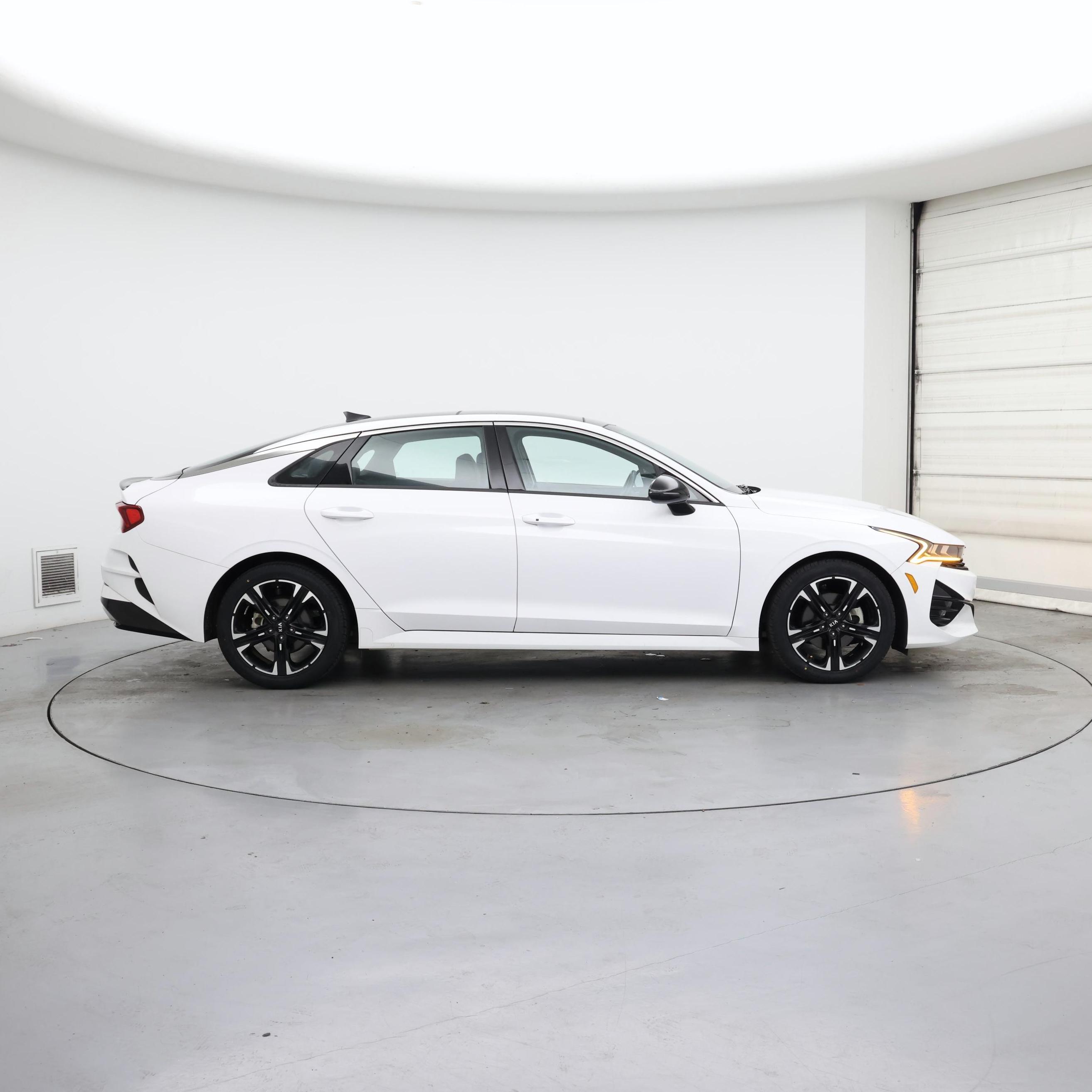 Thumbnail: 2021 Kia K5 - 7