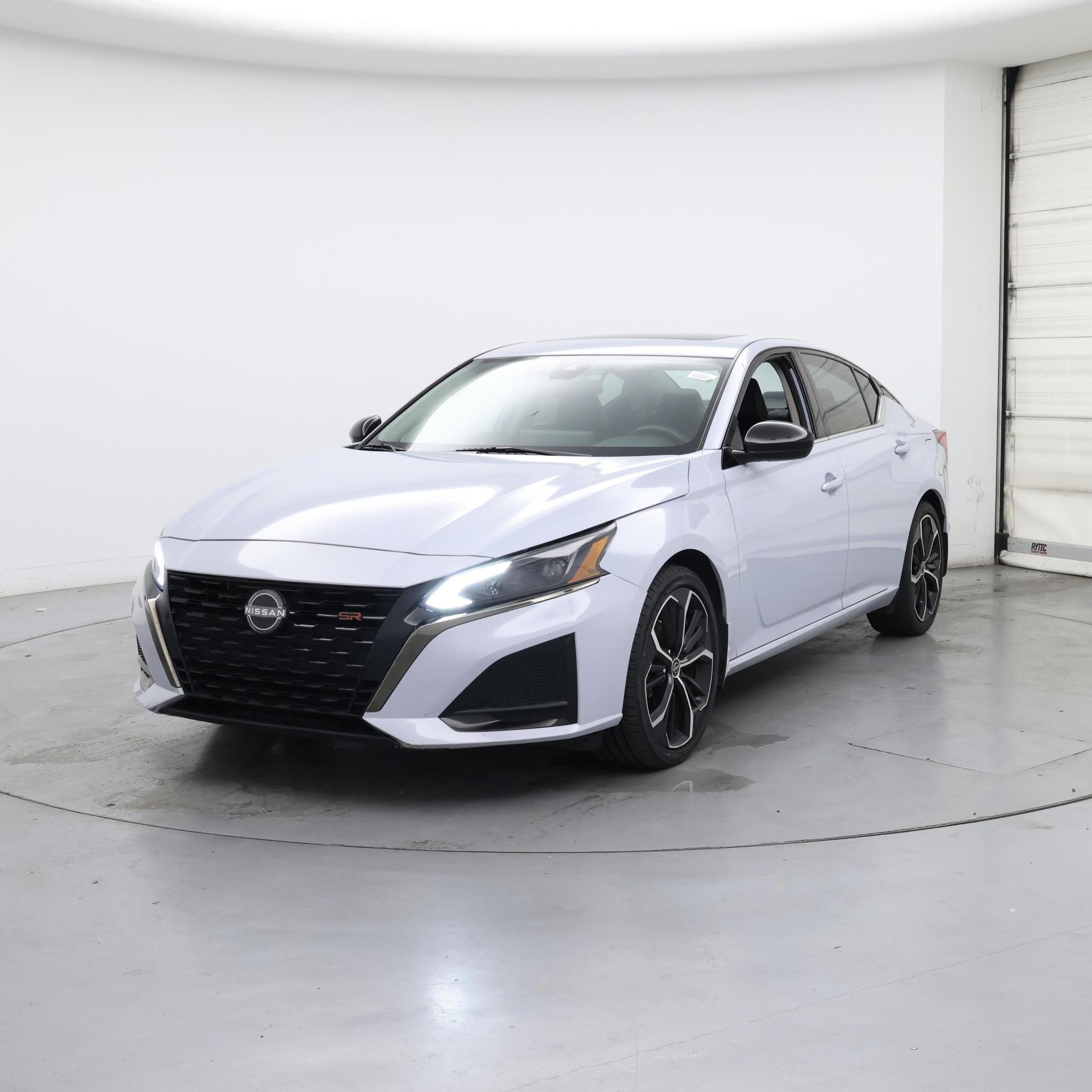 Thumbnail: 2023 Nissan Altima - 4