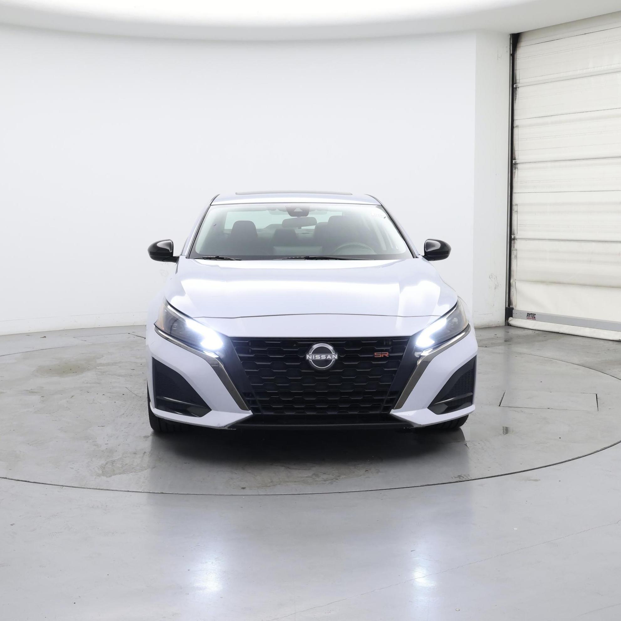 Thumbnail: 2023 Nissan Altima - 5