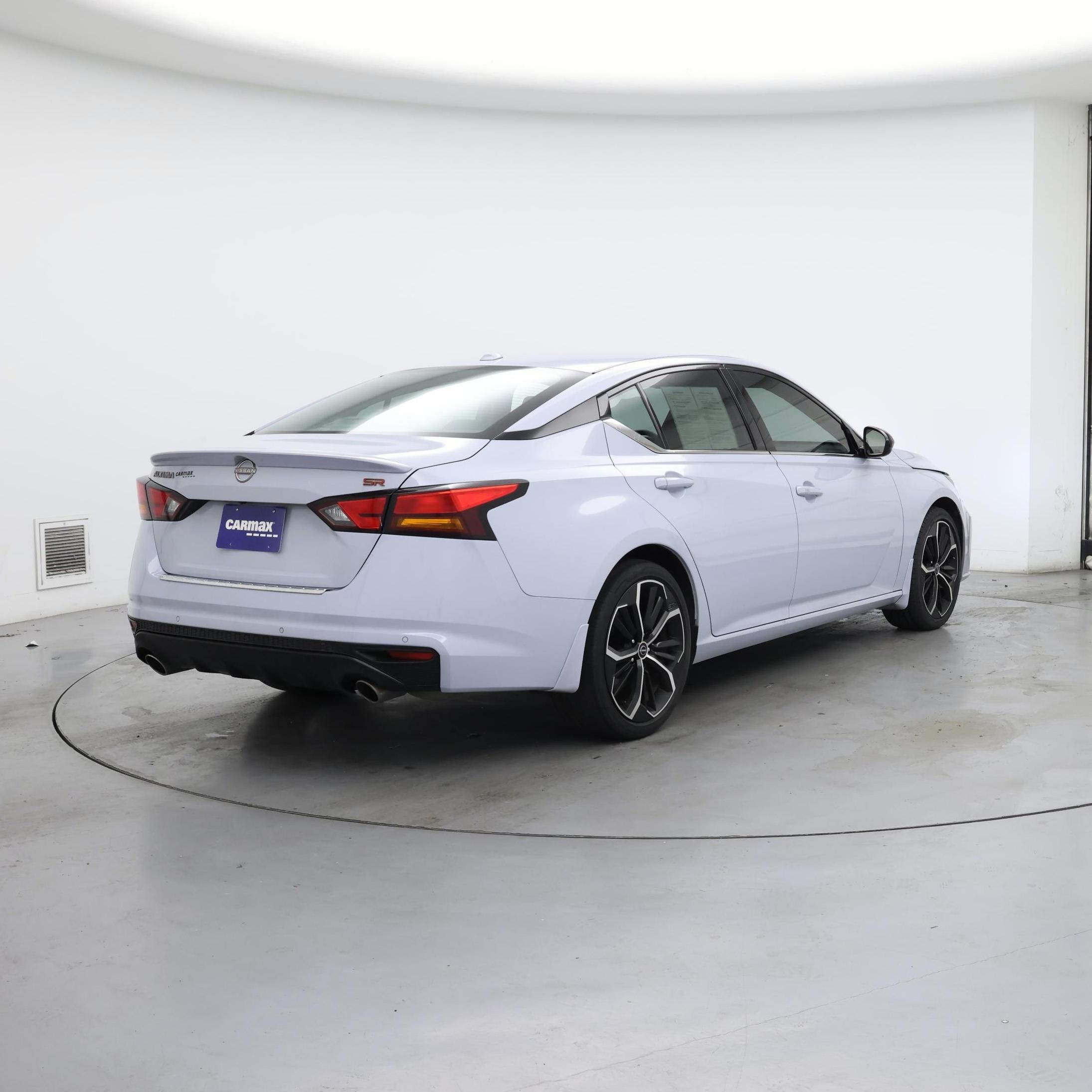 Thumbnail: 2023 Nissan Altima - 8