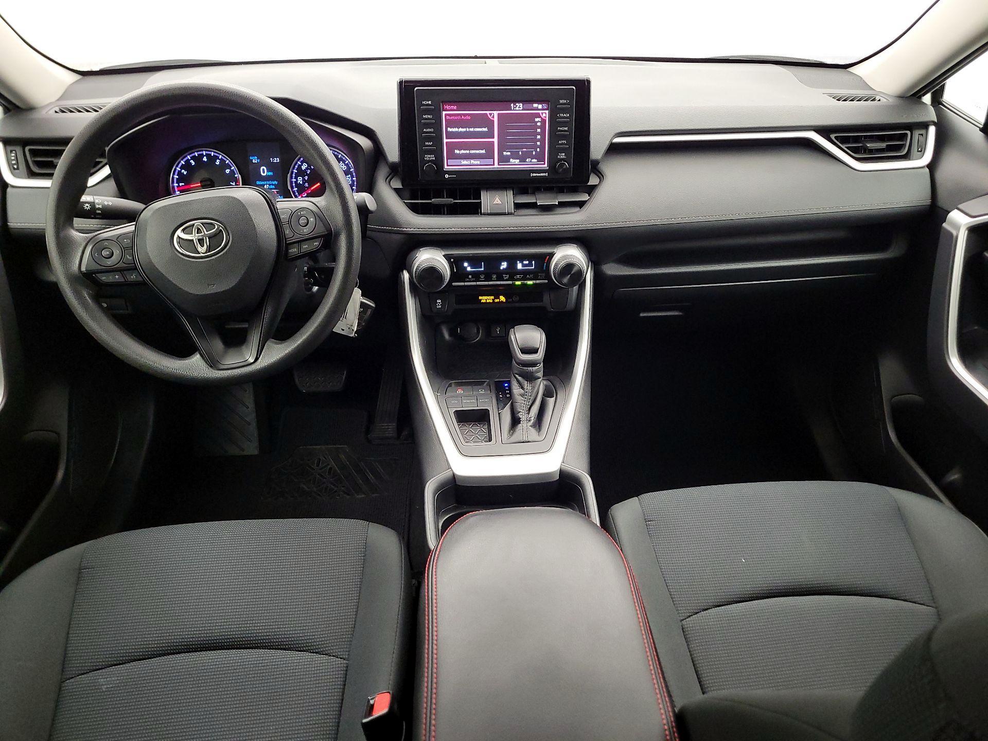 Thumbnail: 2020 Toyota RAV4 - 9