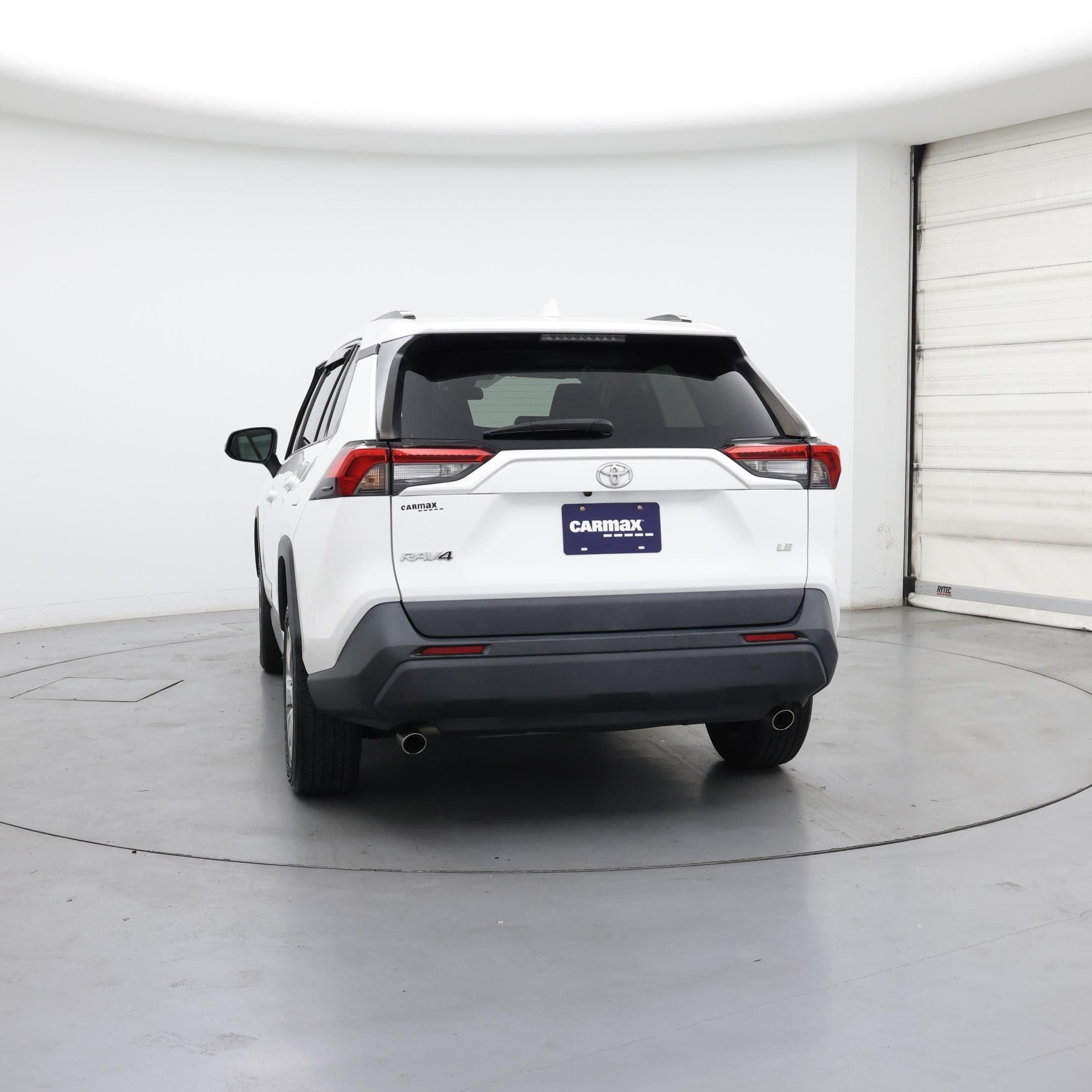 Thumbnail: 2020 Toyota RAV4 - 6