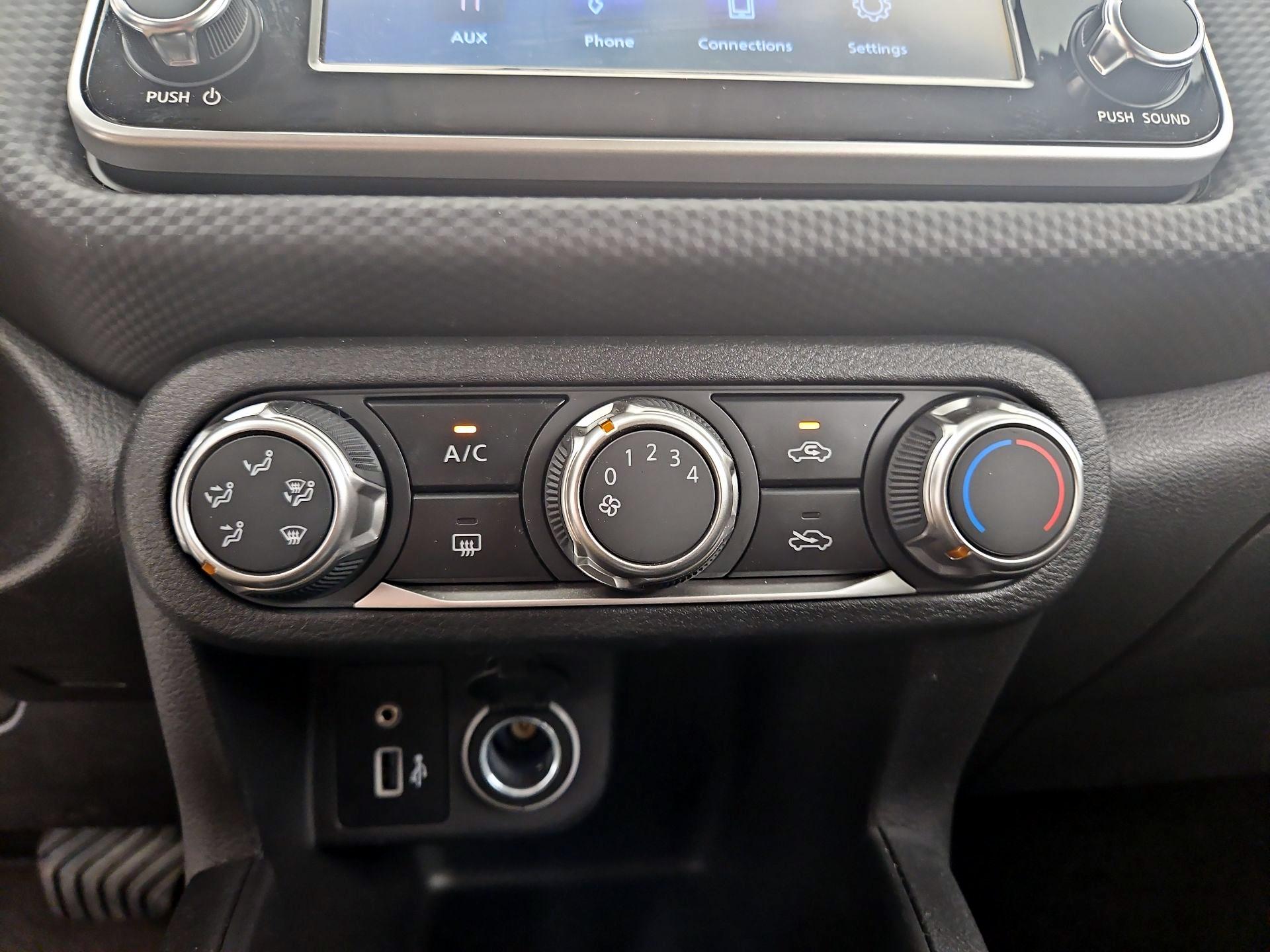 Thumbnail: 2024 Nissan Kicks - 16