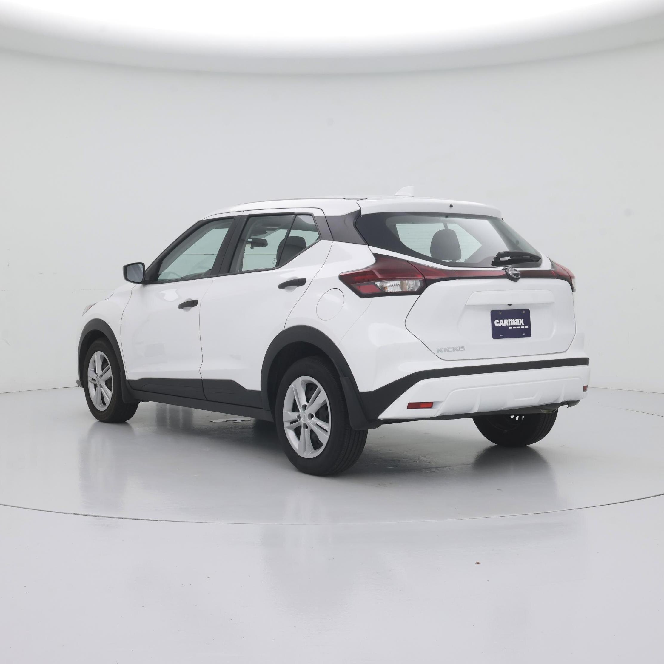 Thumbnail: 2024 Nissan Kicks - 2
