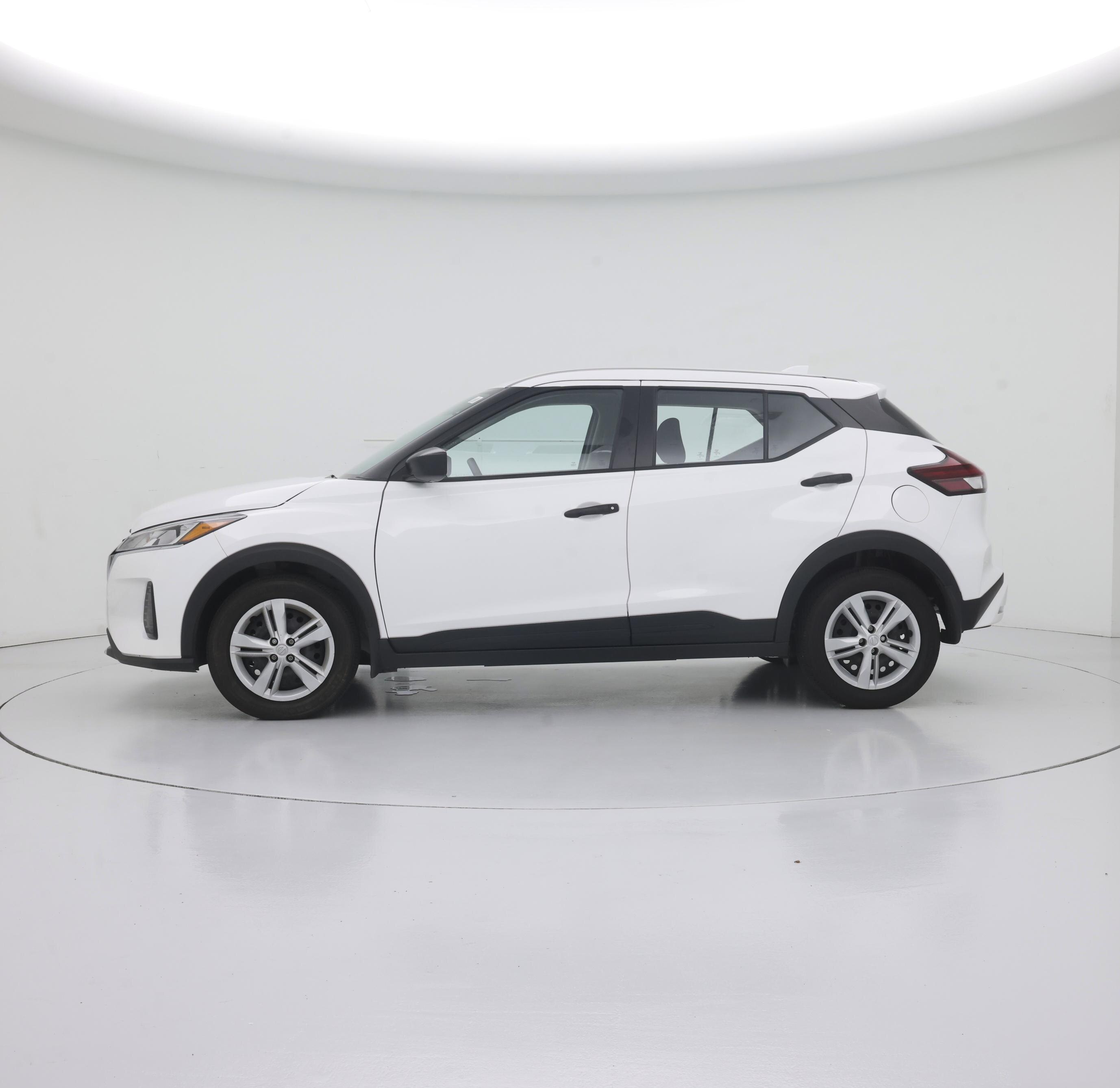 Thumbnail: 2024 Nissan Kicks - 3