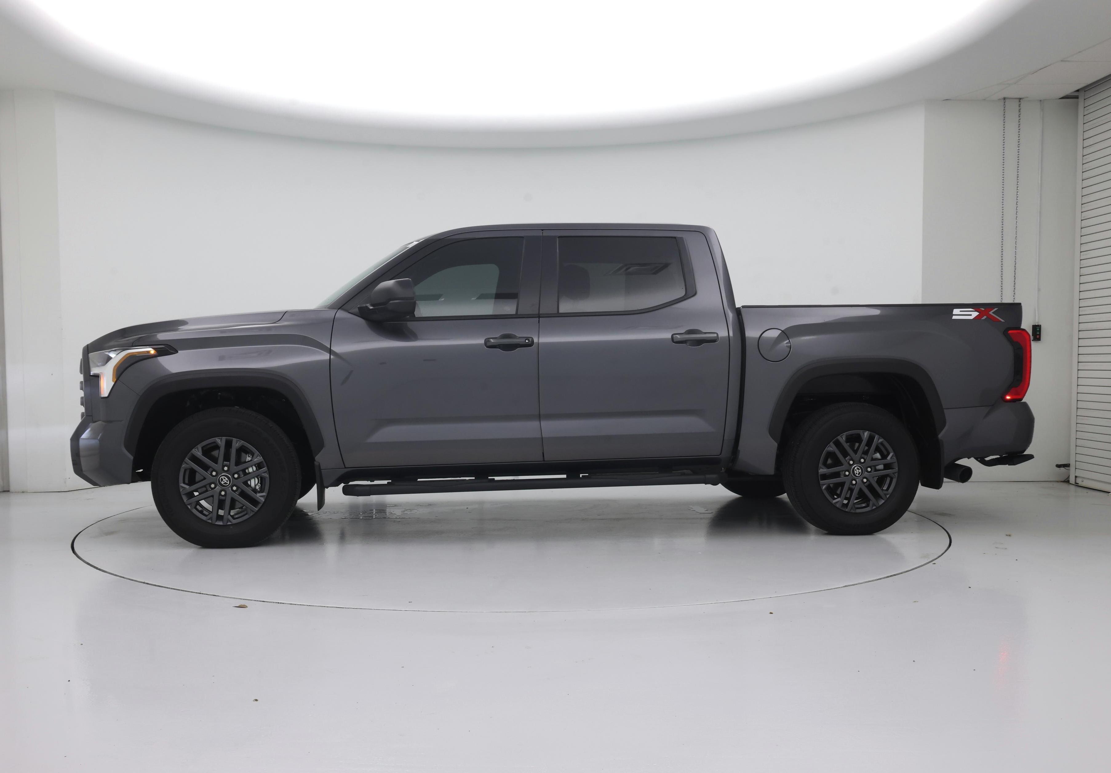 Thumbnail: 2025 Toyota Tundra - 3