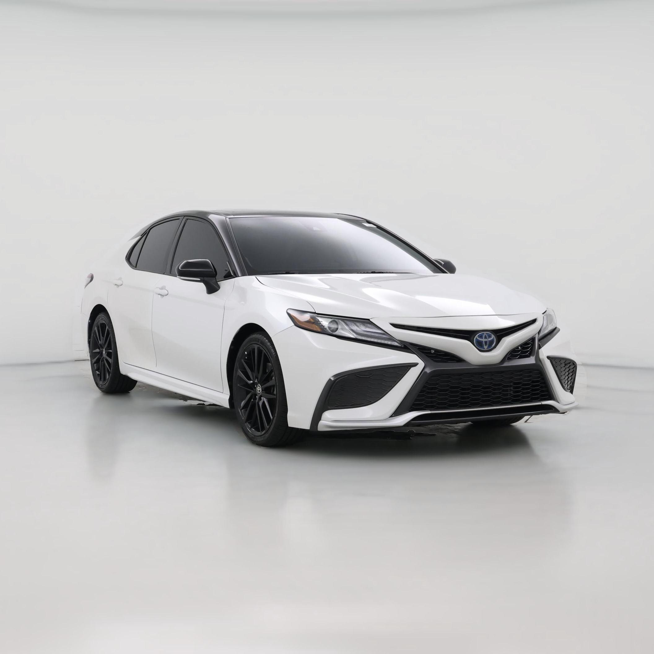 Thumbnail: 2022 Toyota Camry - 1