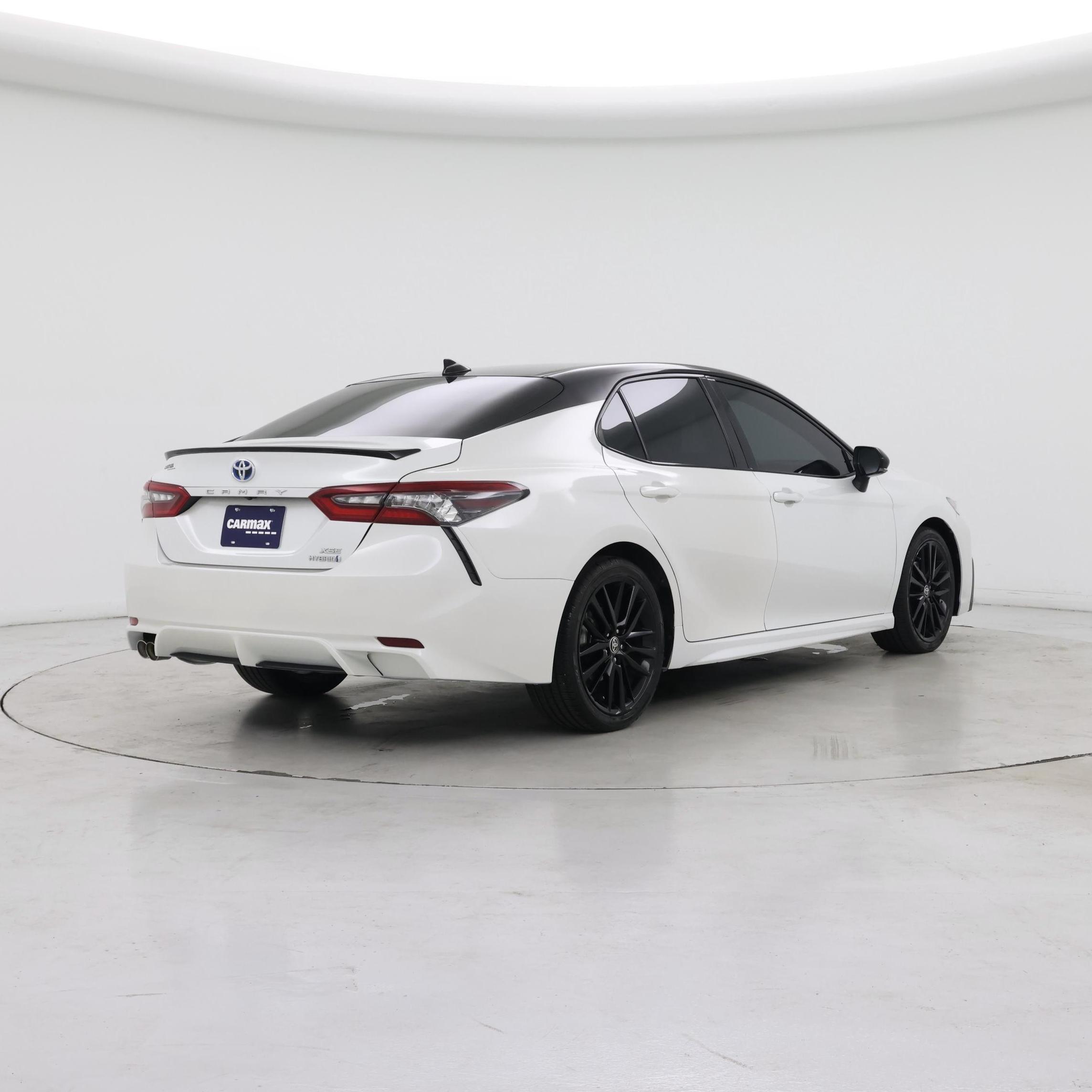 Thumbnail: 2022 Toyota Camry - 8