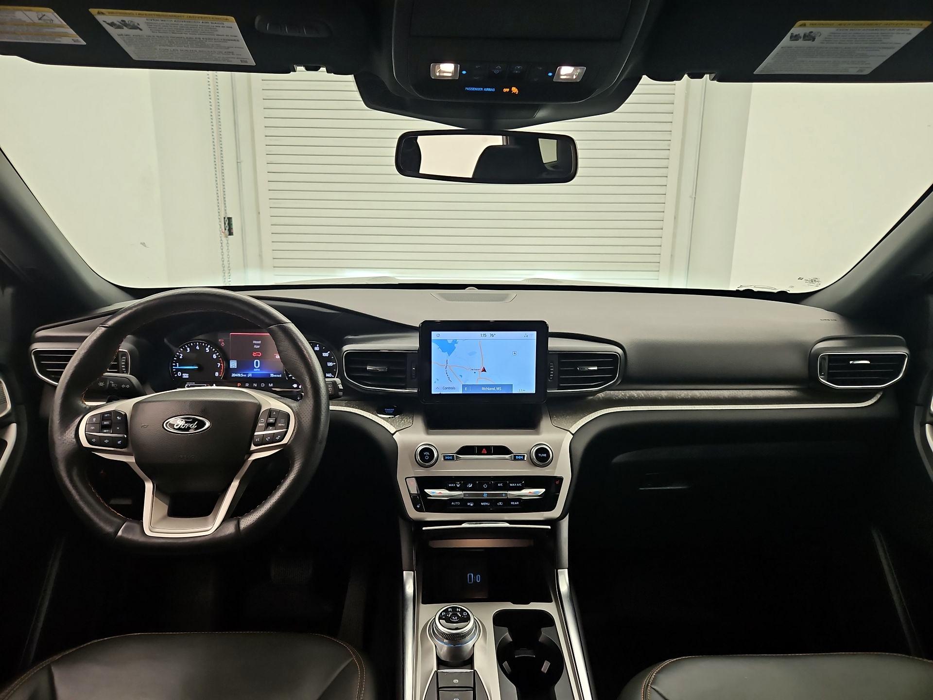 Thumbnail: 2023 Ford Explorer - 9