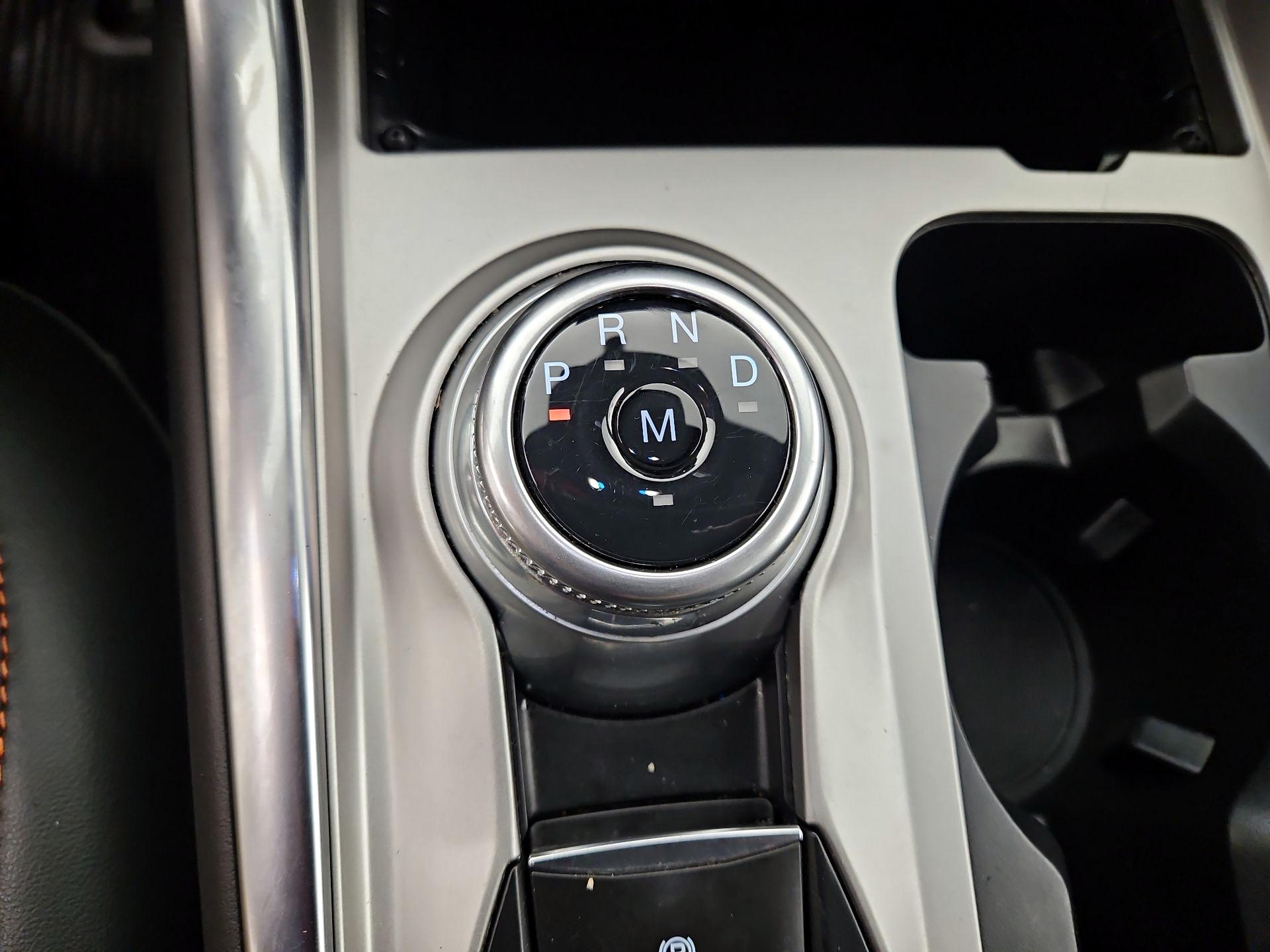 Thumbnail: 2023 Ford Explorer - 18