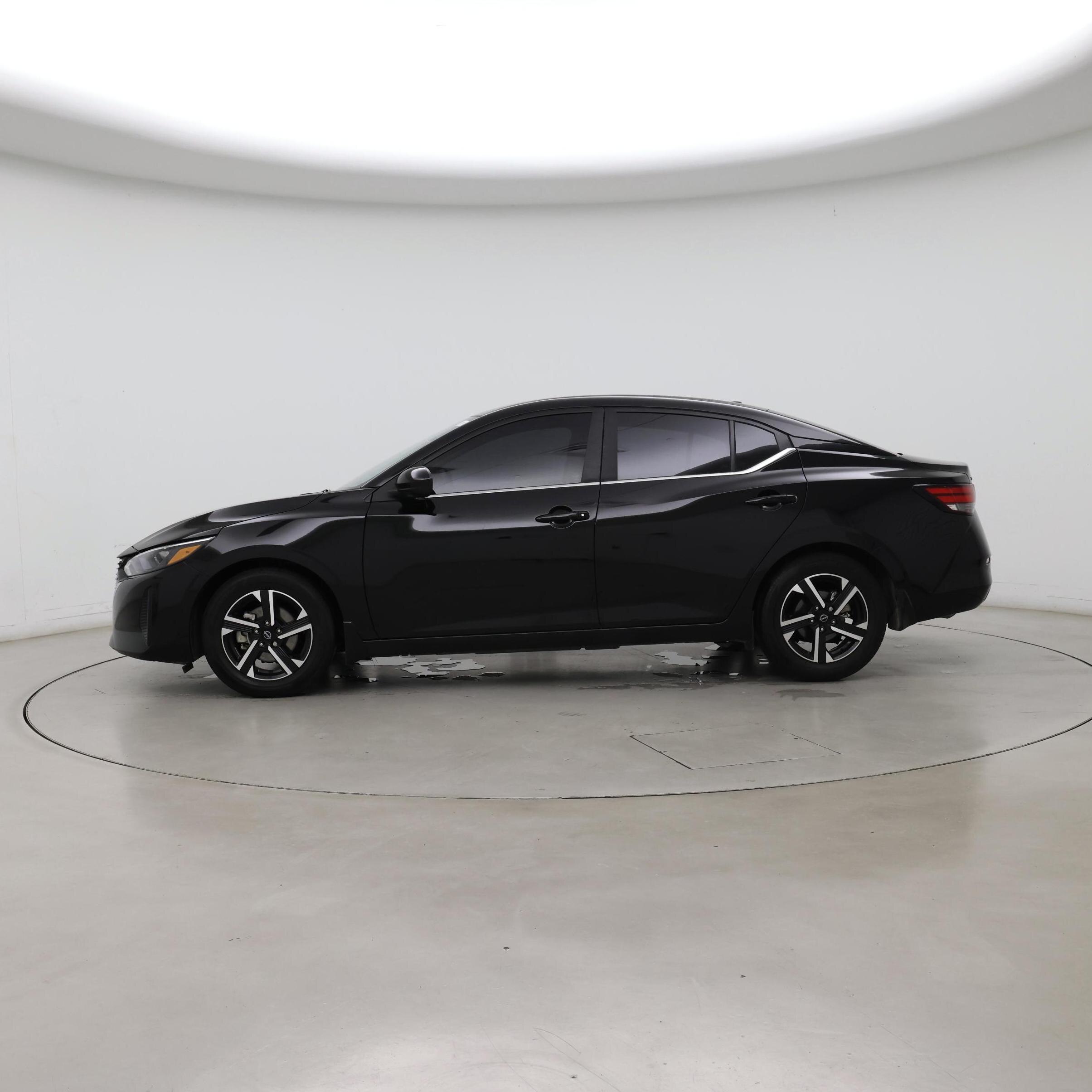 Thumbnail: 2024 Nissan Sentra - 3