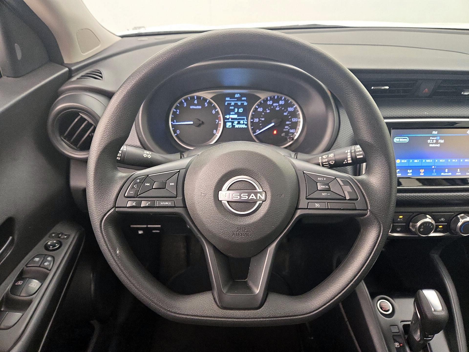 Thumbnail: 2023 Nissan Kicks - 10