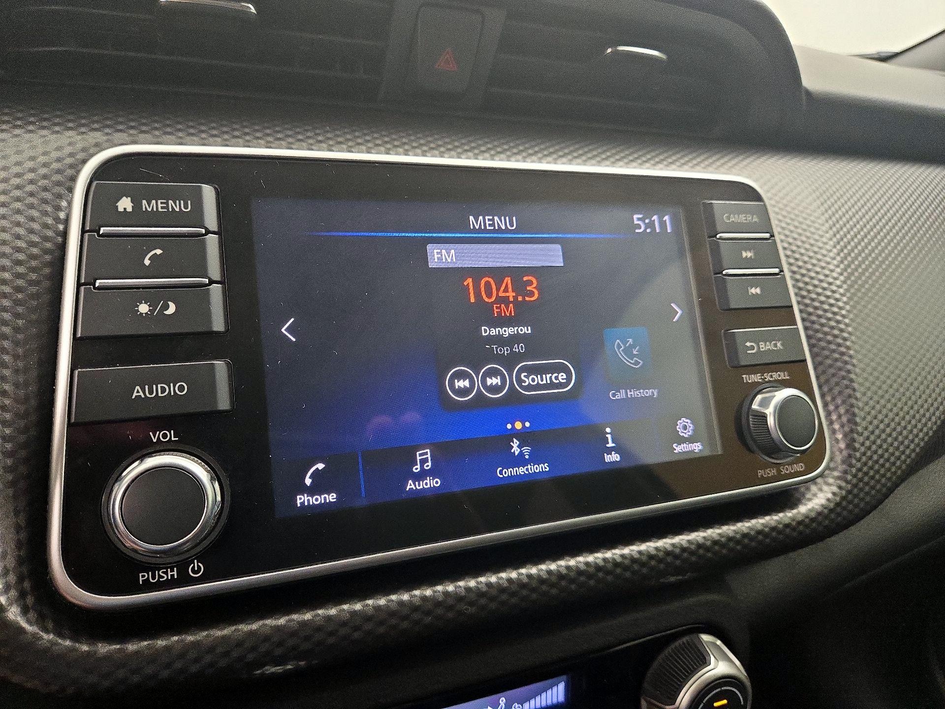 Thumbnail: 2020 Nissan Kicks - 14