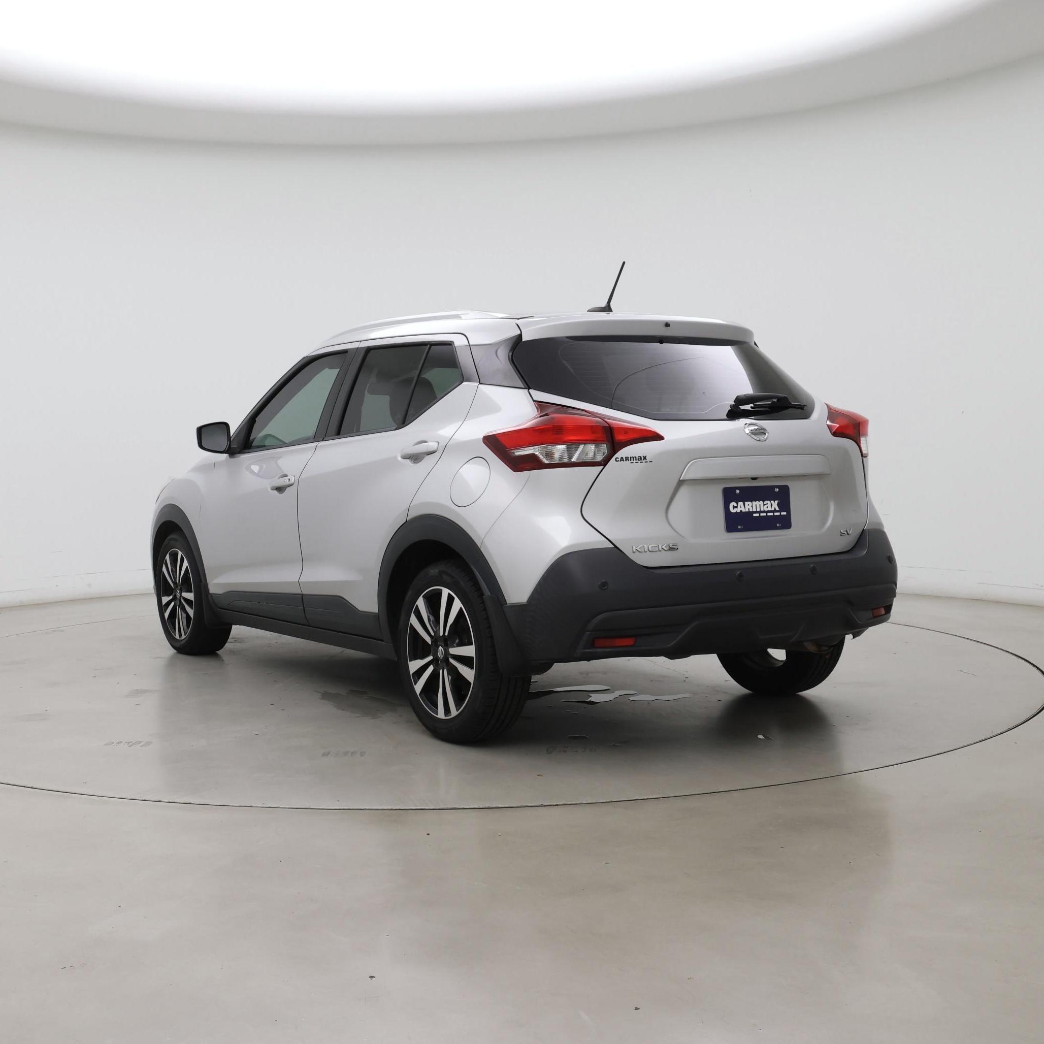 Thumbnail: 2020 Nissan Kicks - 2