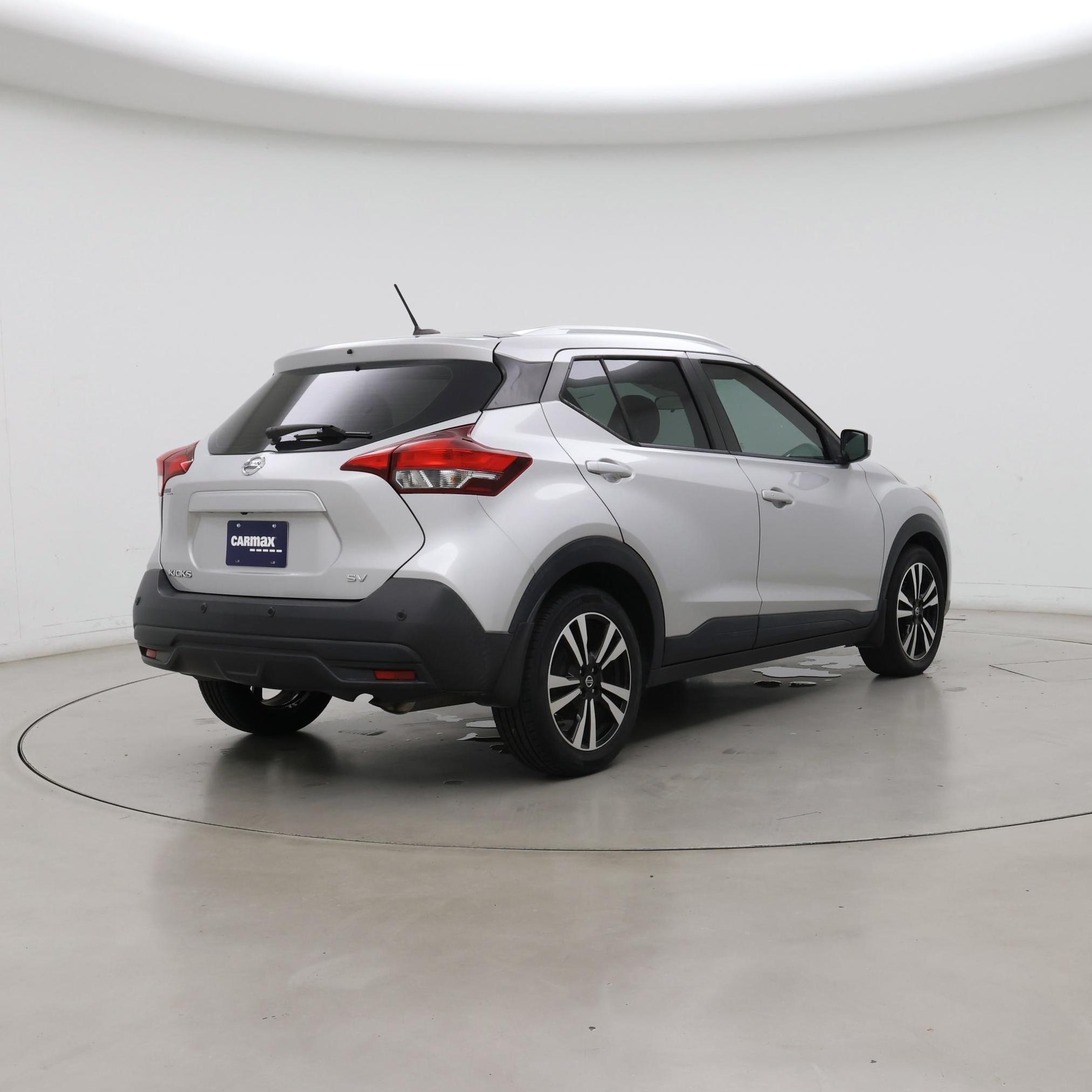 Thumbnail: 2020 Nissan Kicks - 8