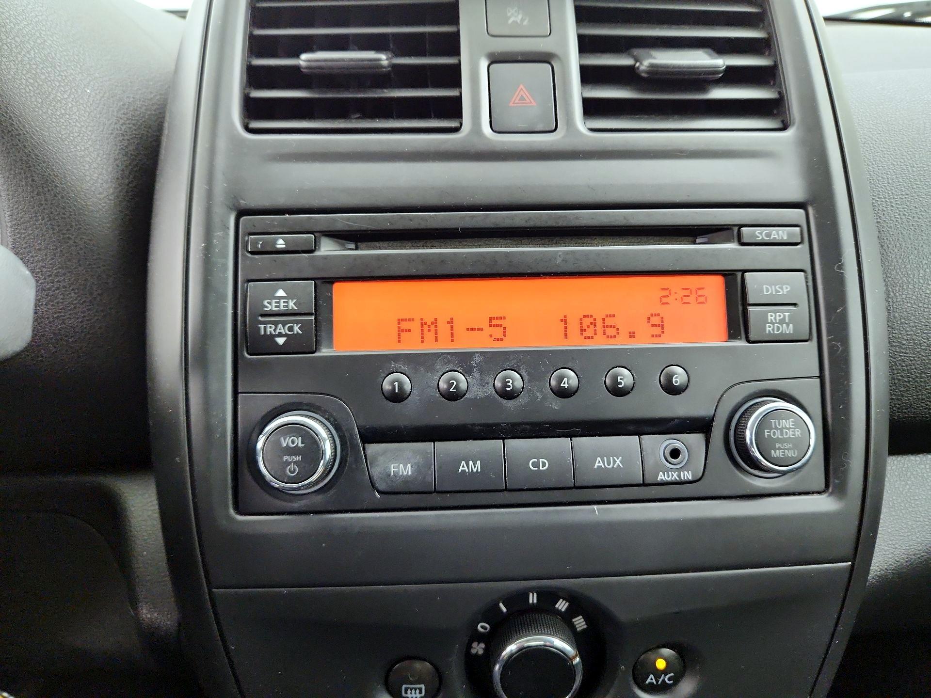 Thumbnail: 2016 Nissan Versa - 14