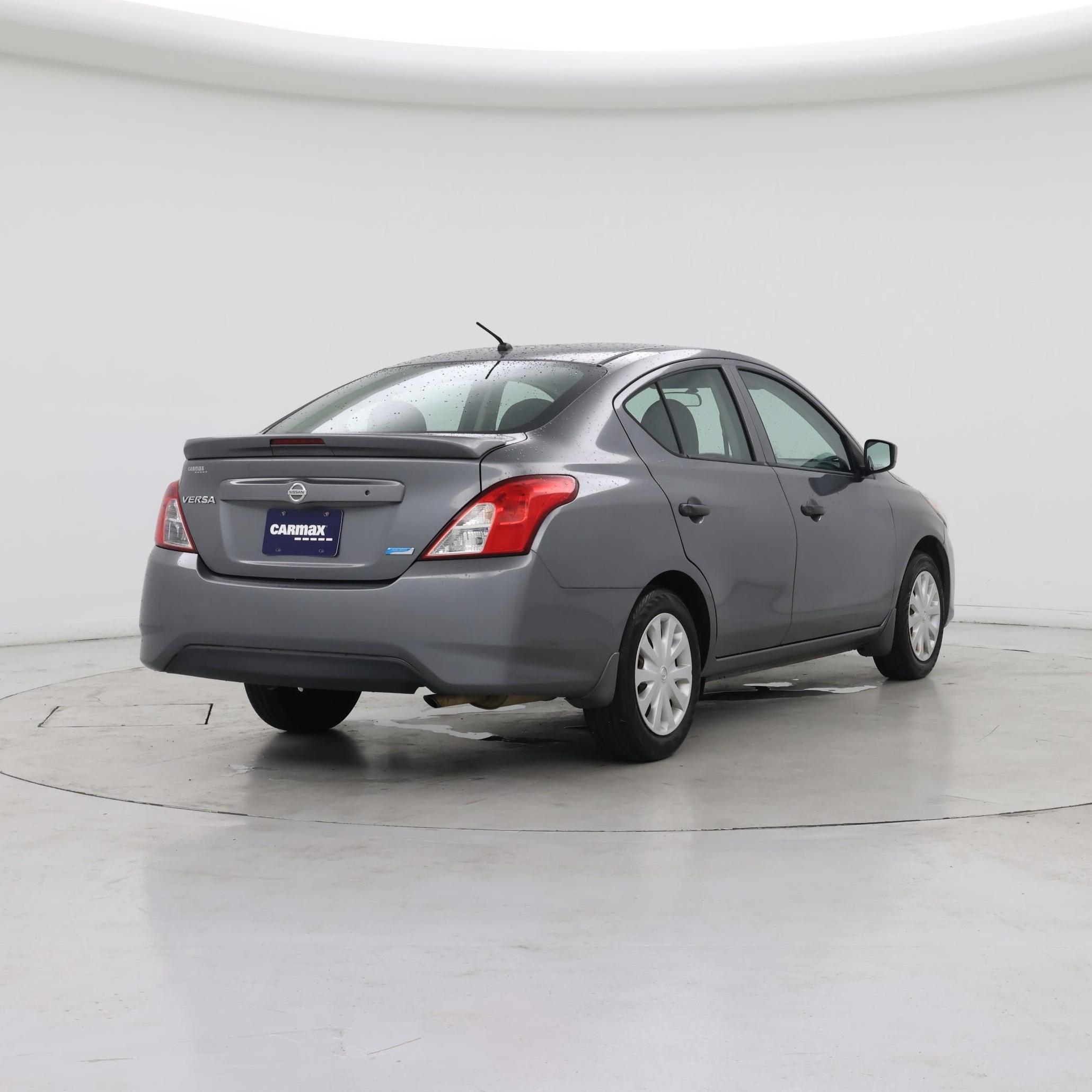 Thumbnail: 2016 Nissan Versa - 8