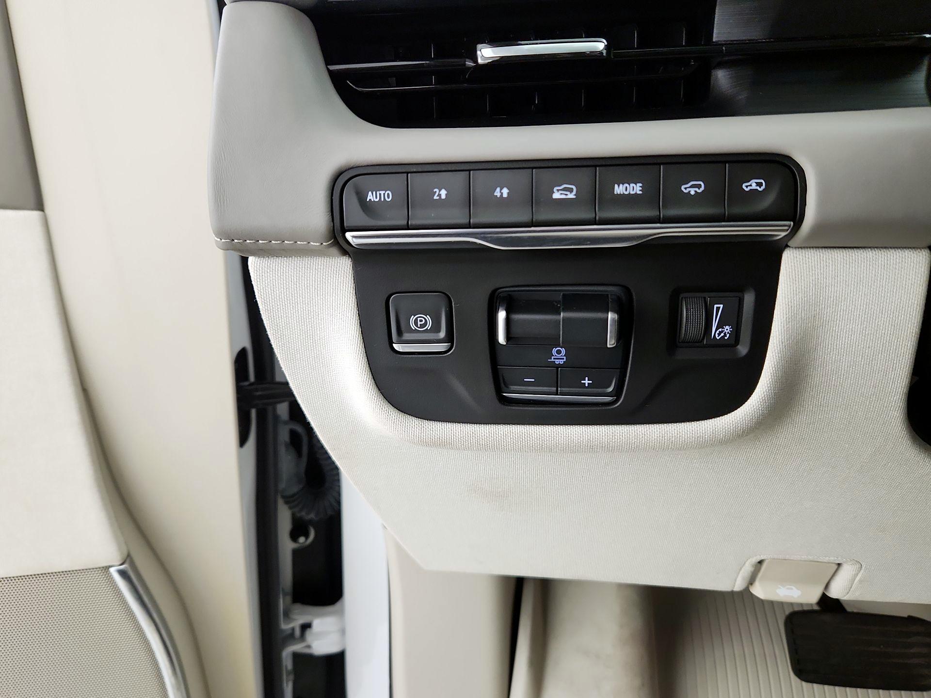Thumbnail: 2021 Cadillac Escalade - 13