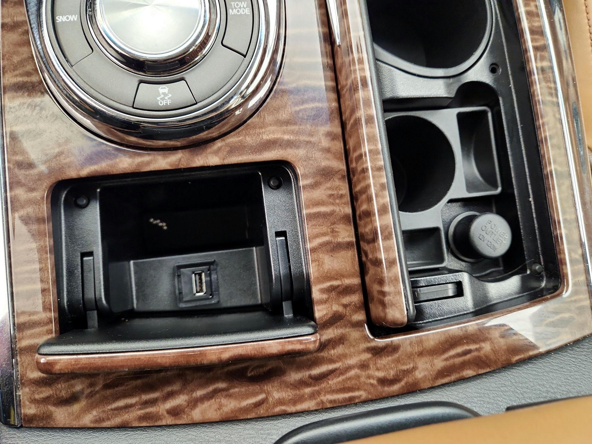 Thumbnail: 2017 Nissan Armada - 19