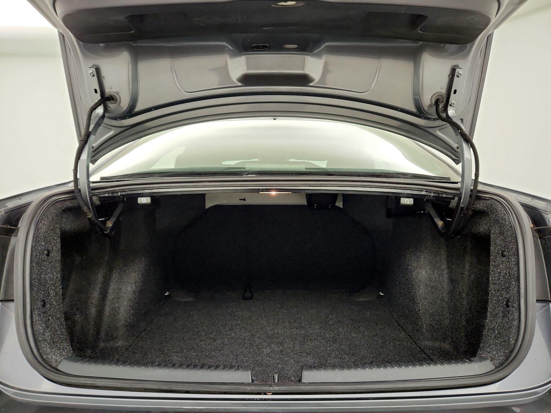 Thumbnail: 2016 Volkswagen Jetta - 20